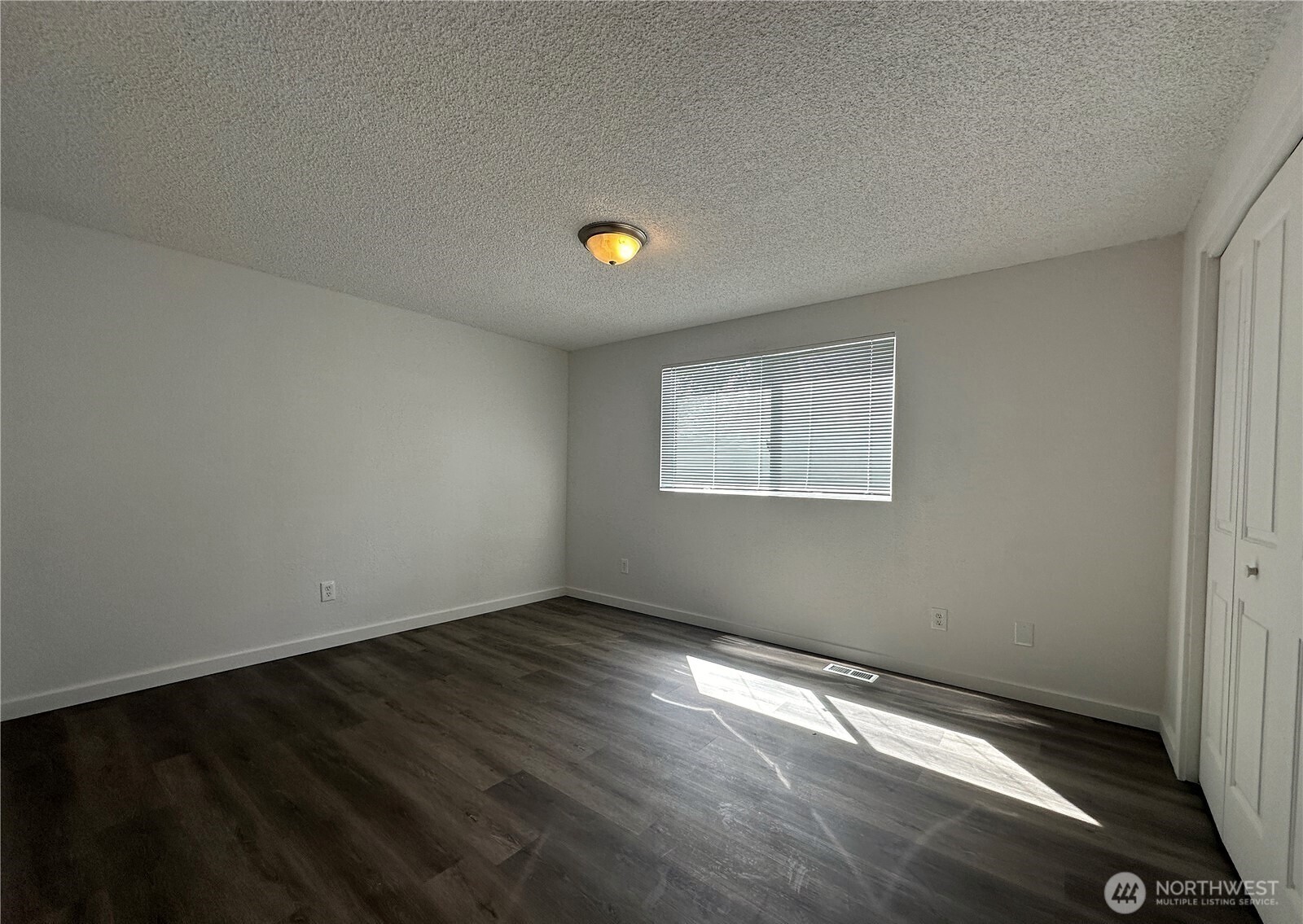 514 124th Place 1-4 Property Photo 18