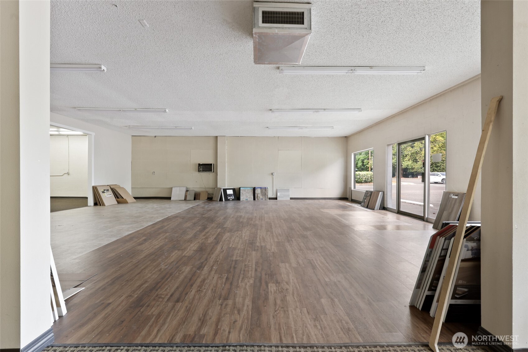 5701 Capitol Boulevard Property Photo 14