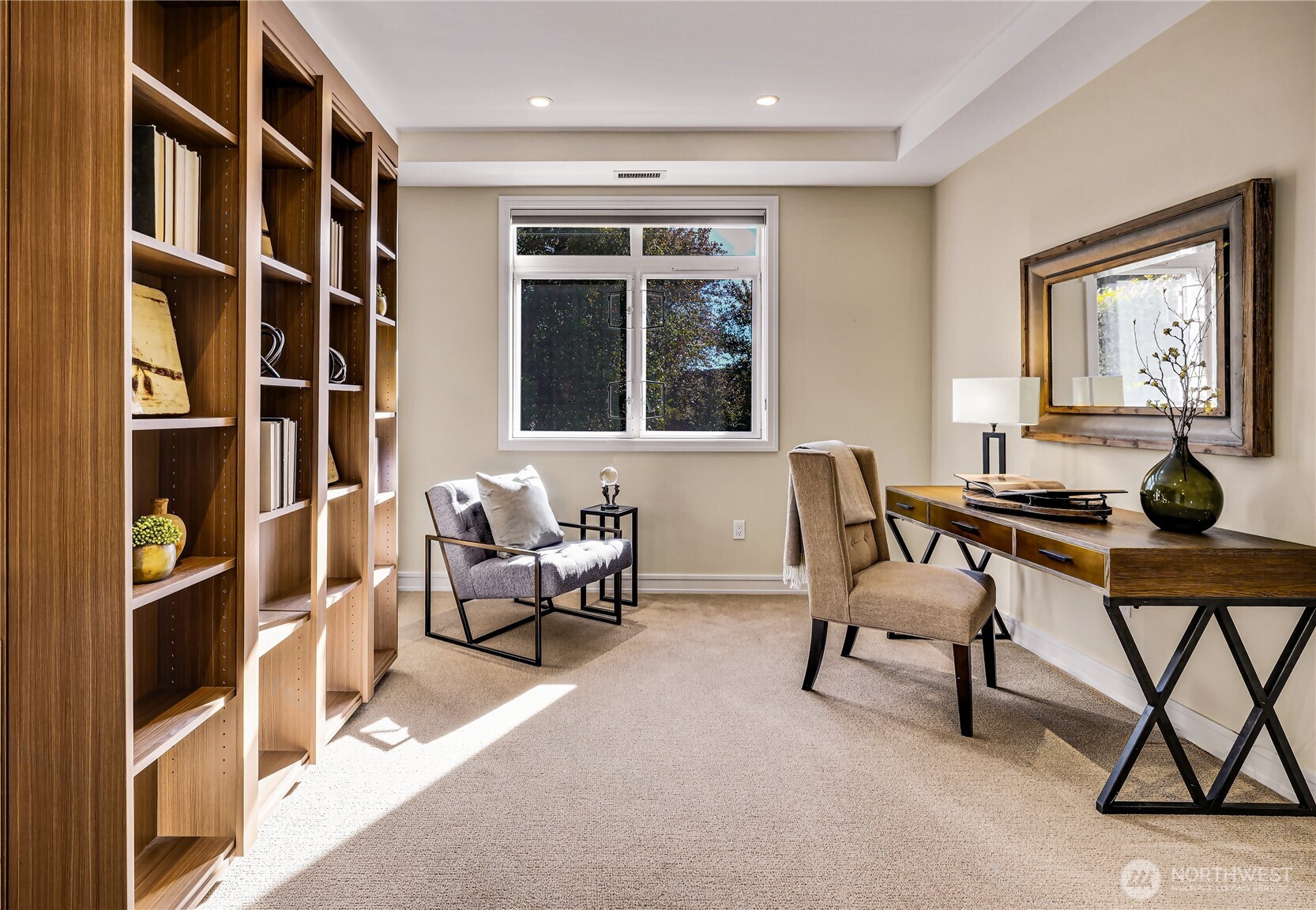 530 Lake Street H-101 Property Photo 24