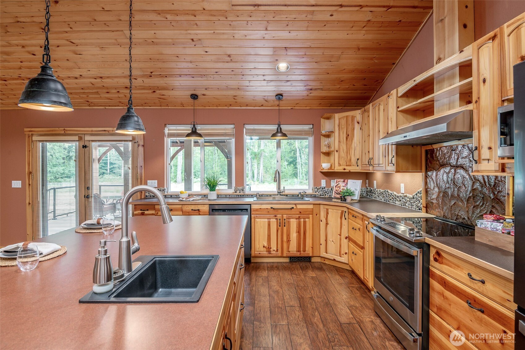 8327 Libby Road Property Photo 6