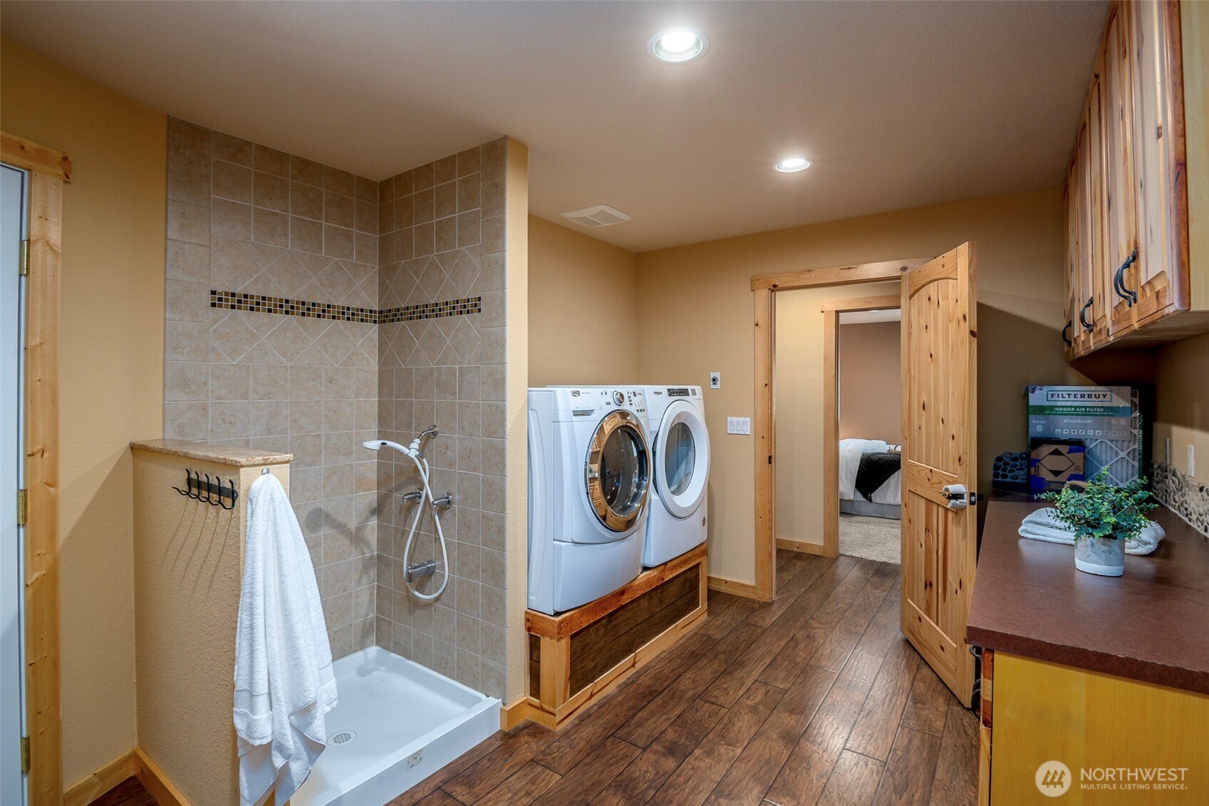 8327 Libby Road Property Photo 17