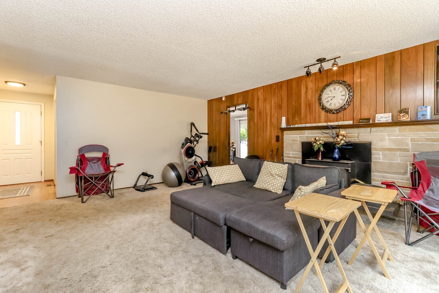 17407 36th Ave E Property Photo 10