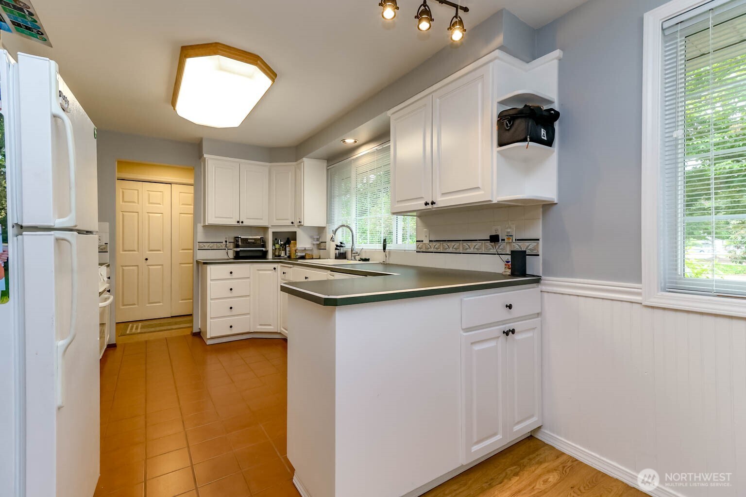 17407 36th Ave E Property Photo 16