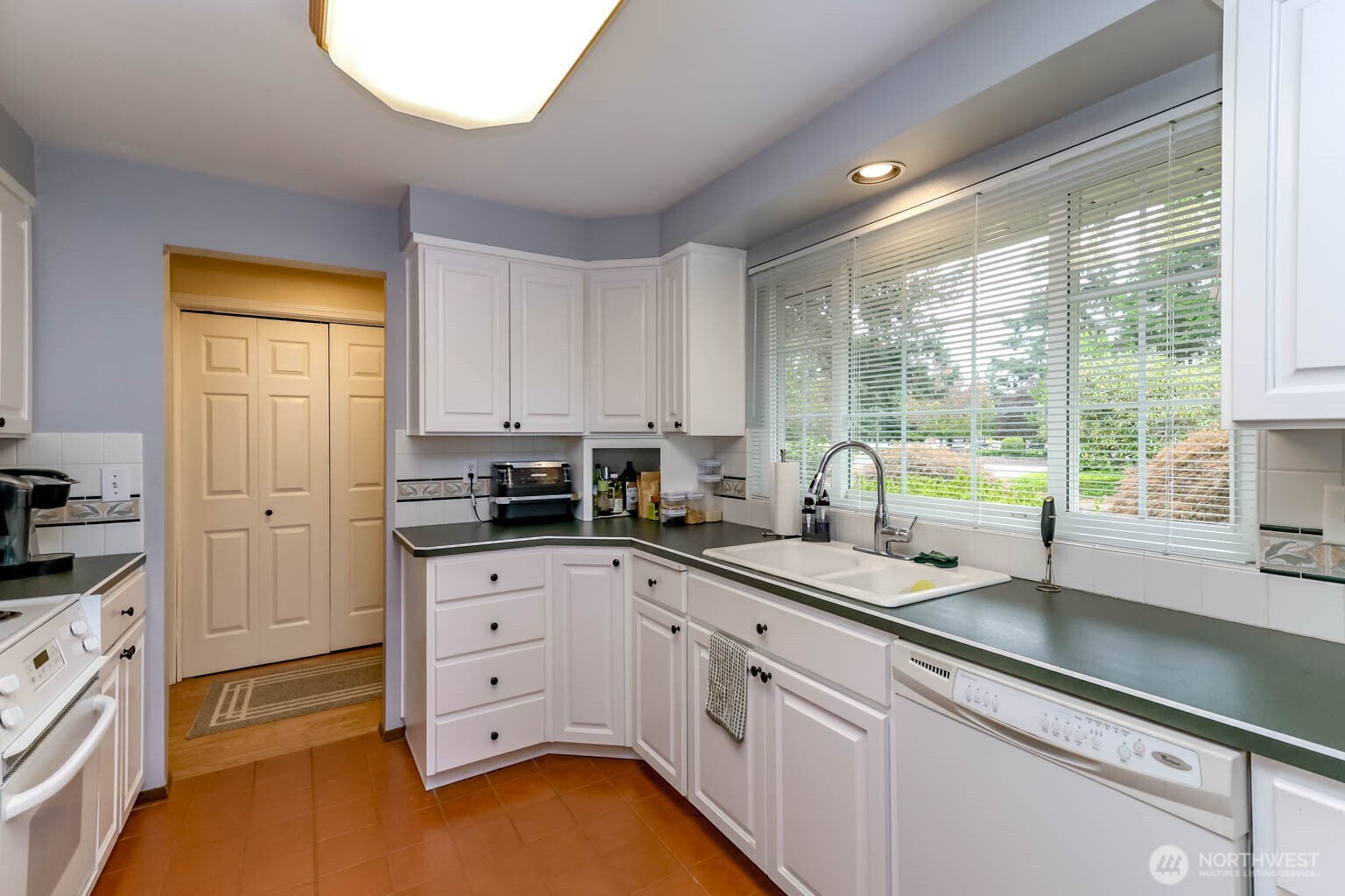 17407 36th Ave E Property Photo 18