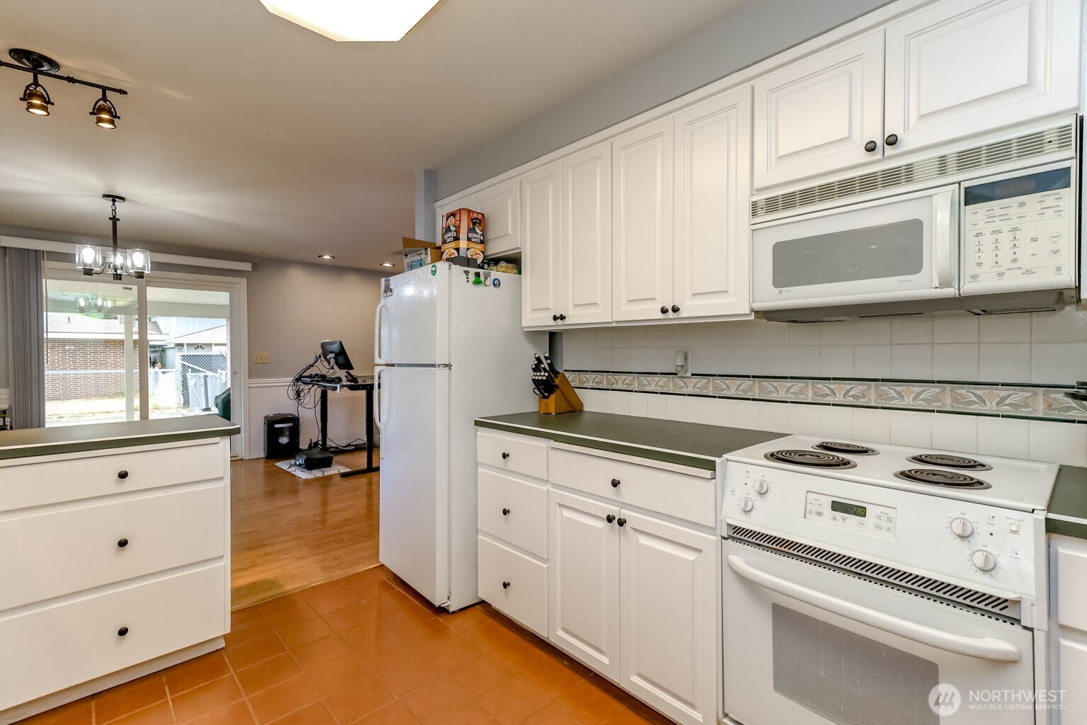 17407 36th Ave E Property Photo 21