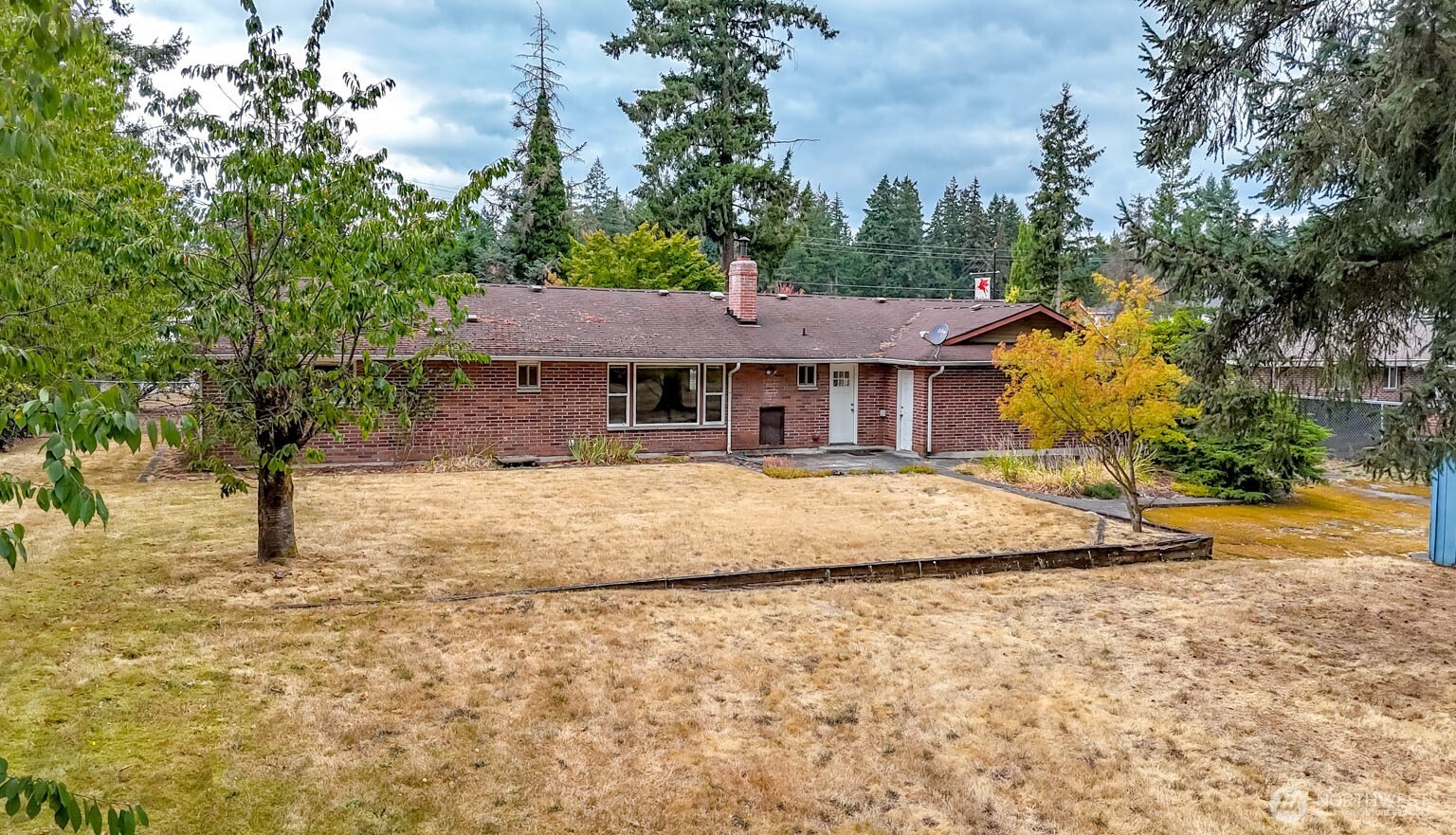 17407 36th Ave E Property Photo 32