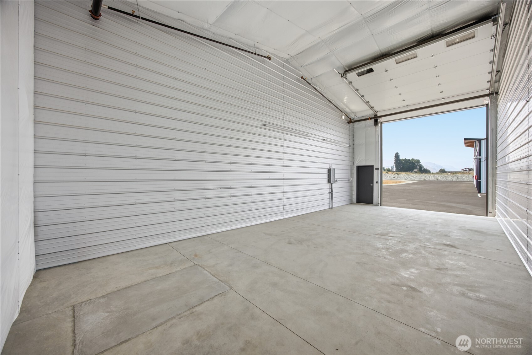 73 E Shop Avenue C-14 Property Photo 5