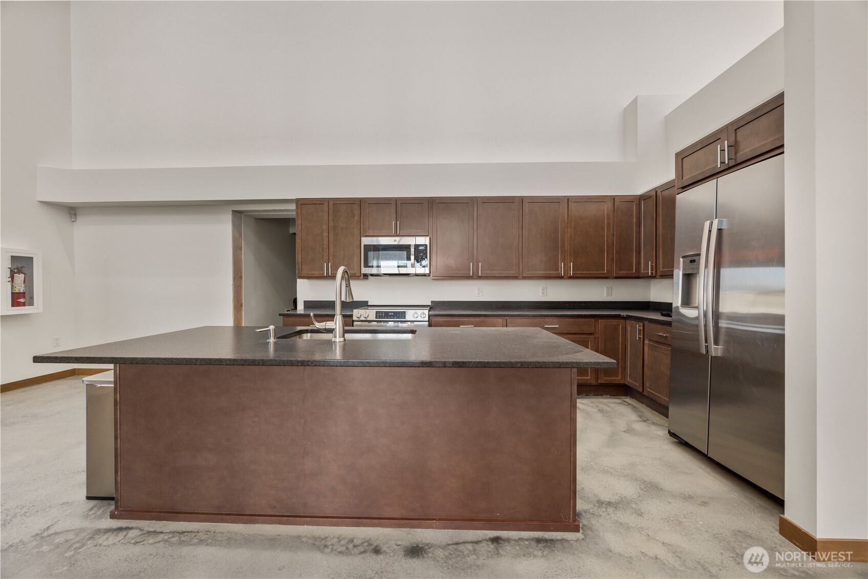 73 E Shop Avenue B-2 Property Photo 12