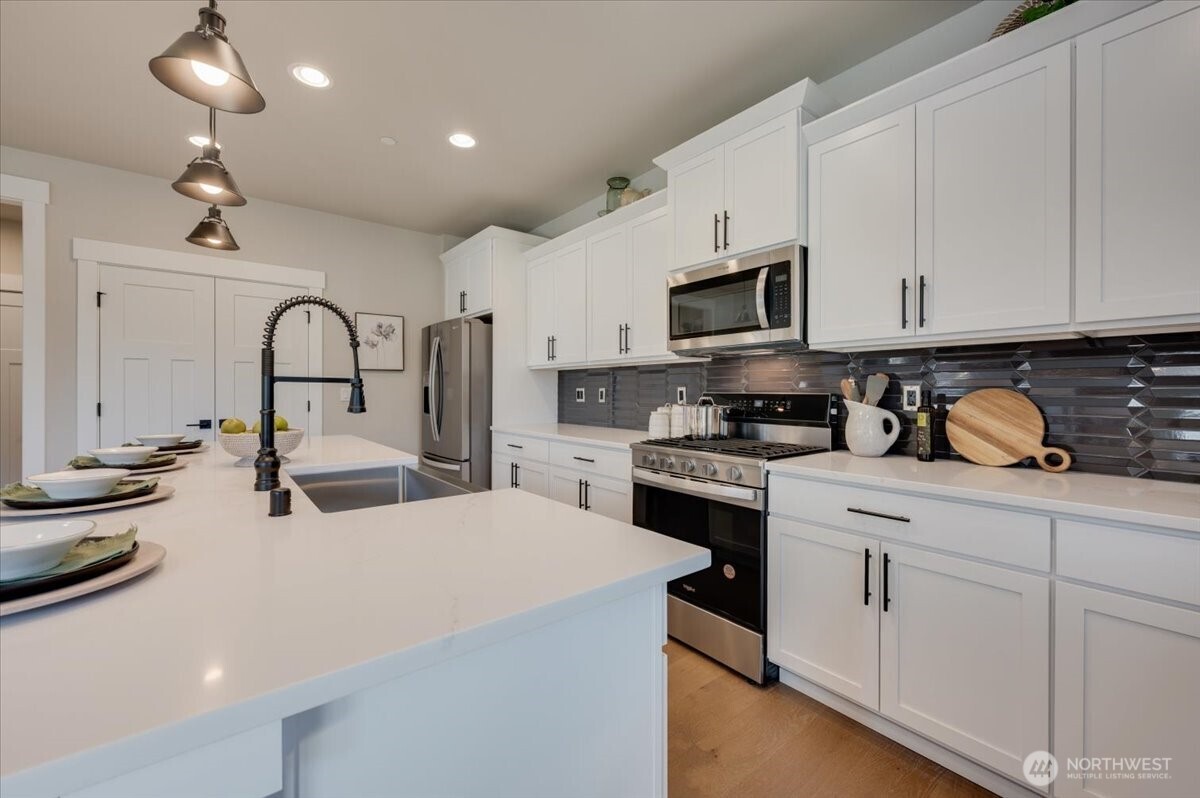 20812 99th Place Property Photo 13