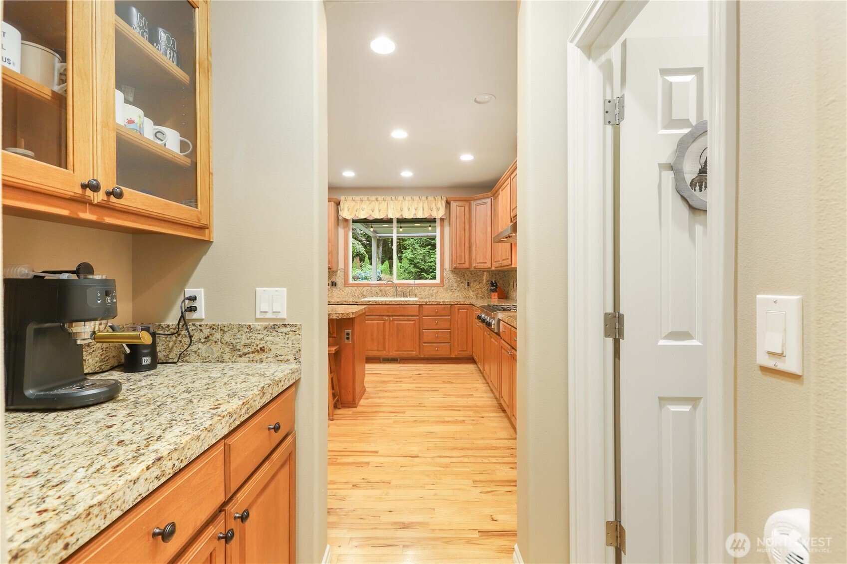 11712 4th Avenue Property Photo 13
