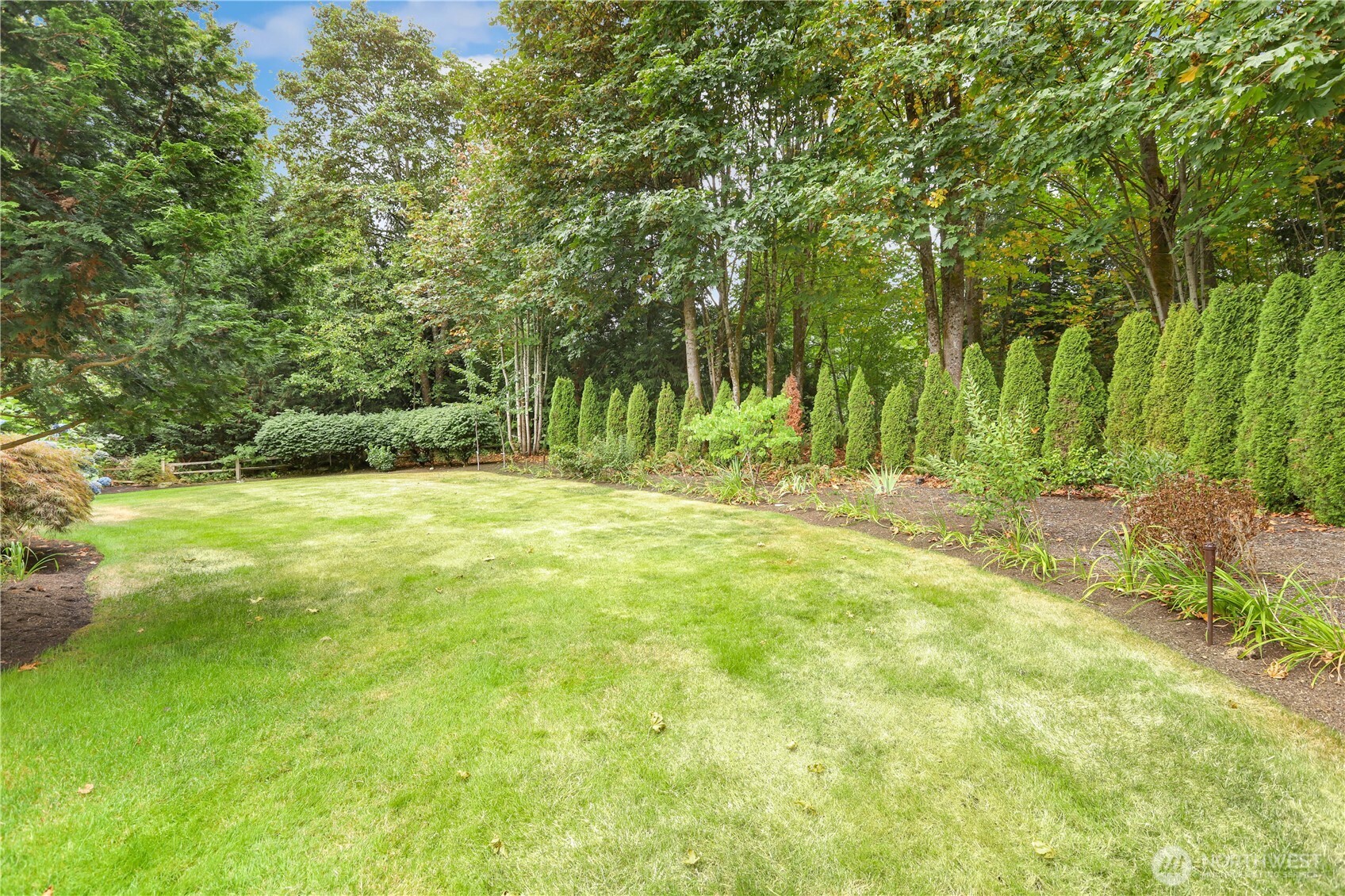 11712 4th Avenue Property Photo 35