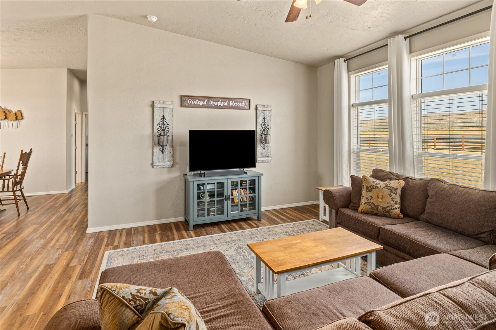 17270 Vantage Highway Property Photo 4