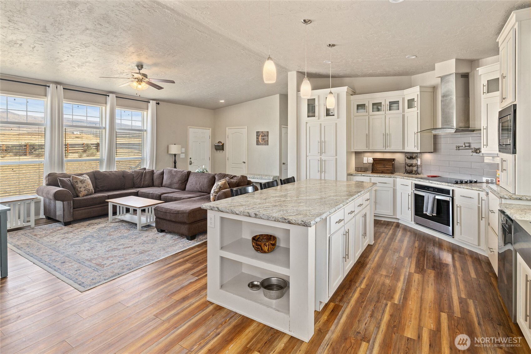 17270 Vantage Highway Property Photo 12