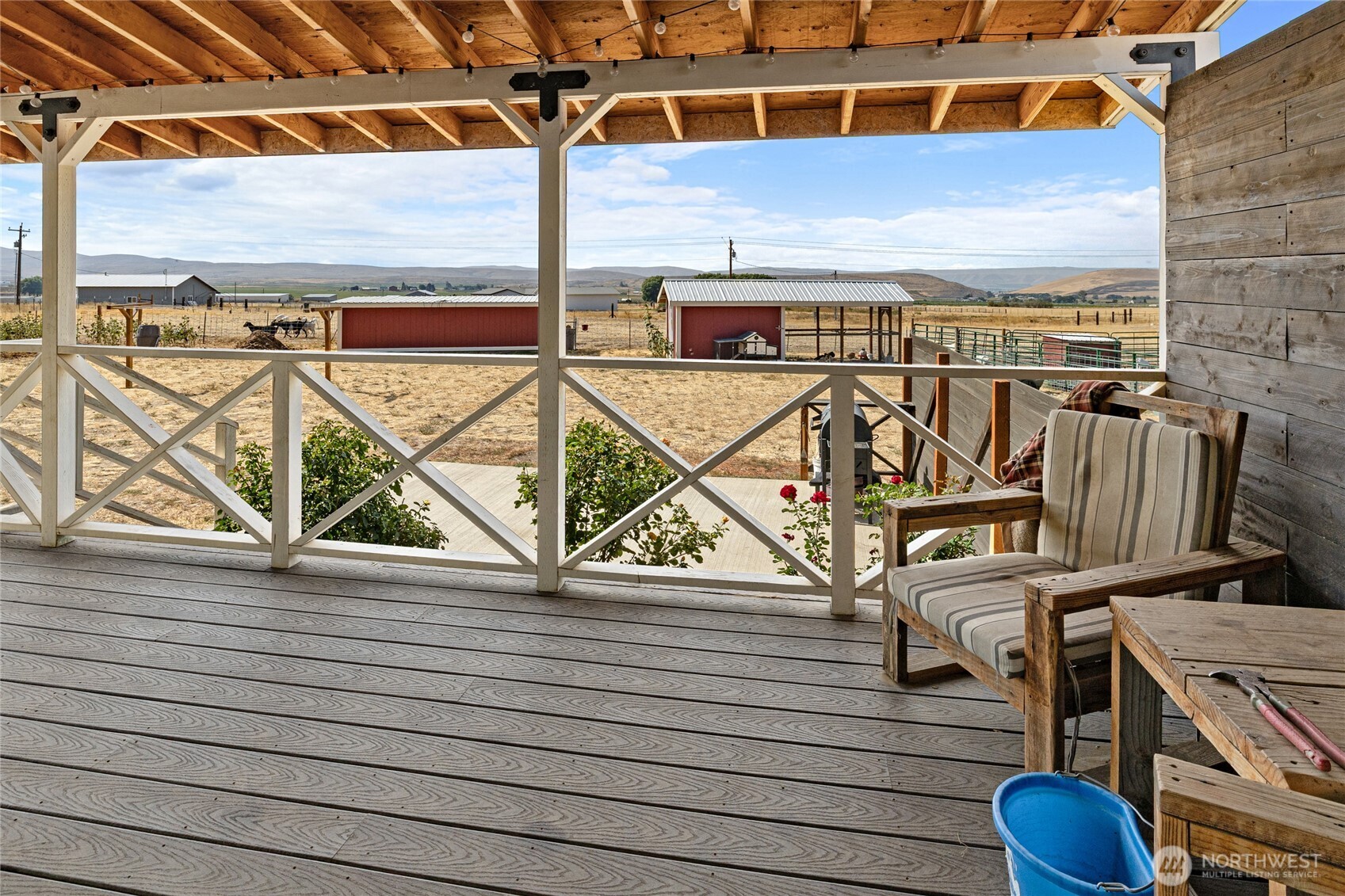 17270 Vantage Highway Property Photo 22