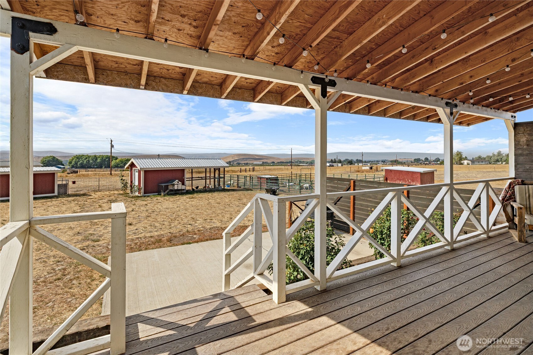 17270 Vantage Highway Property Photo 23