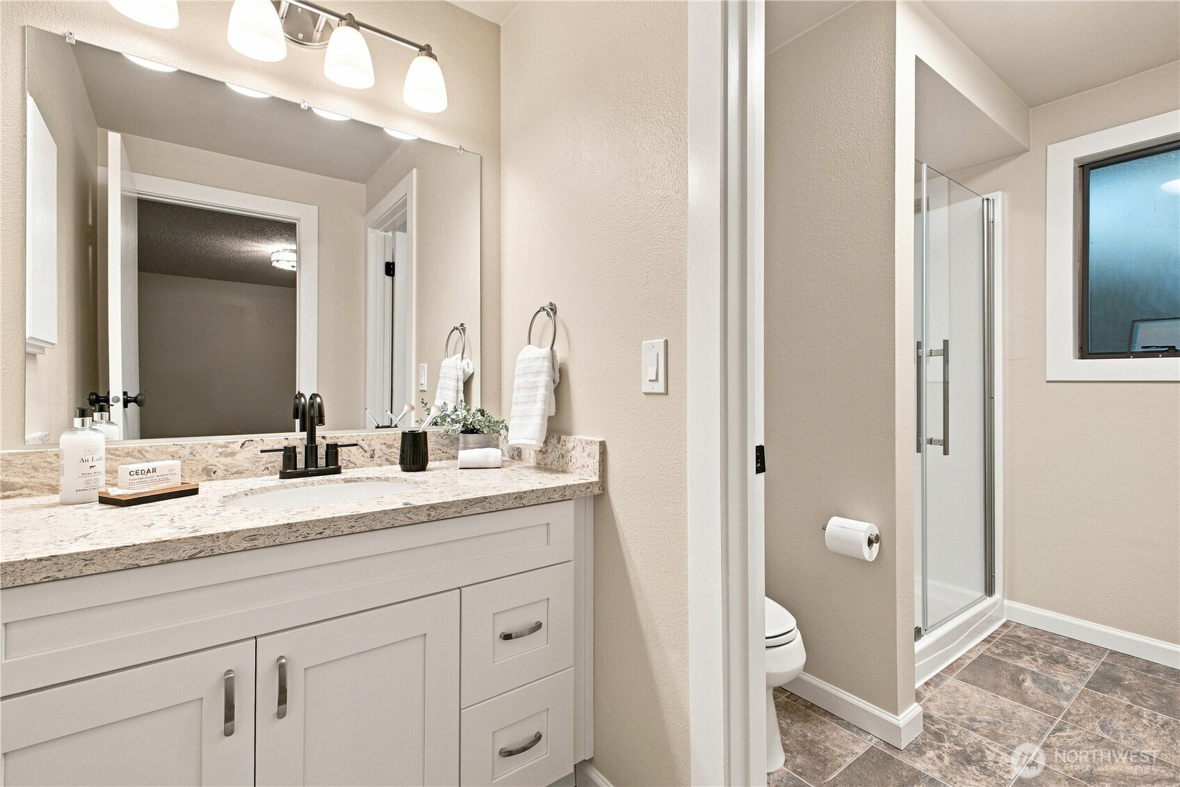 28650 11th Avenue Property Photo 18
