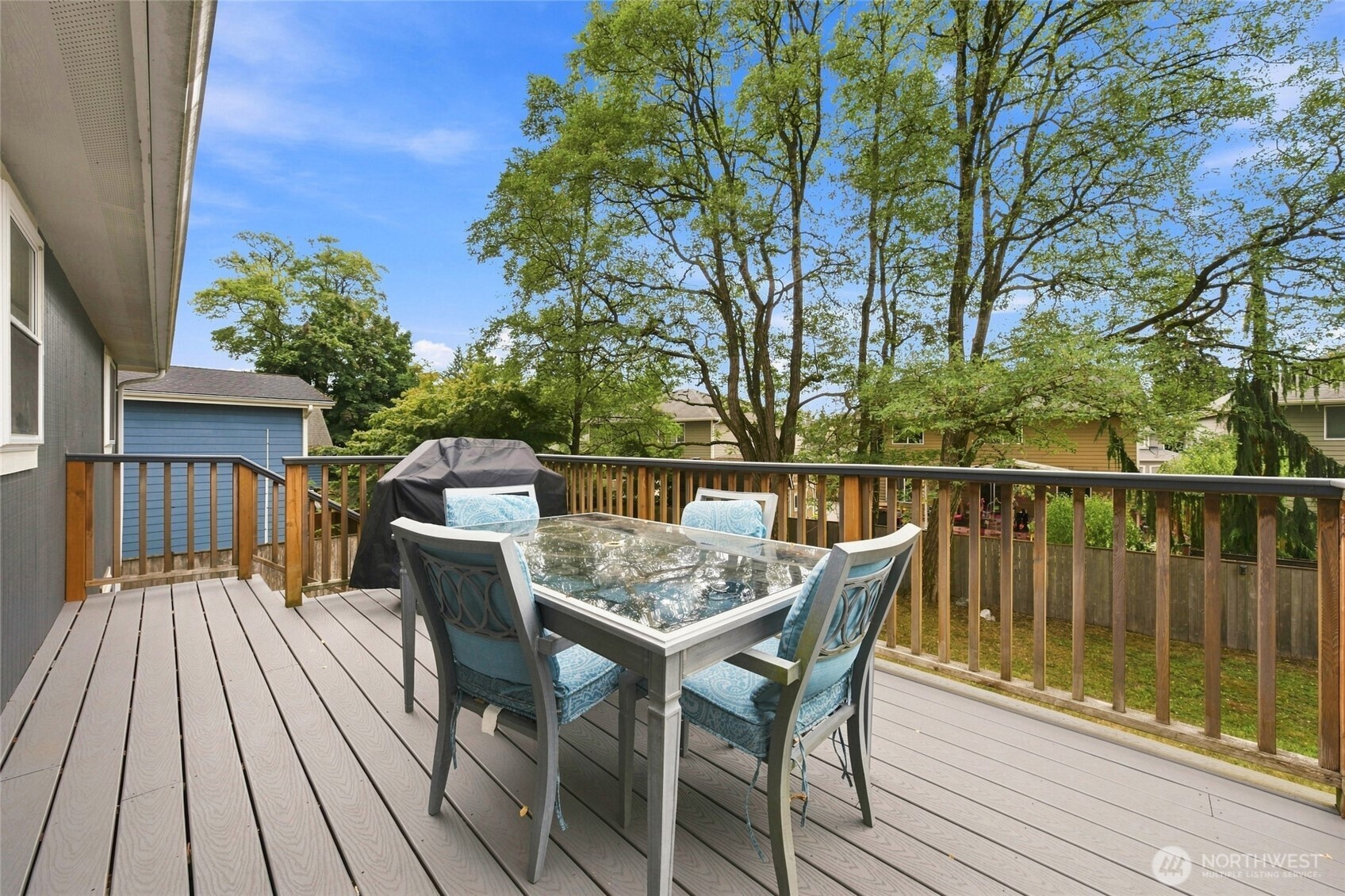 10820 54th Drive Property Photo 19
