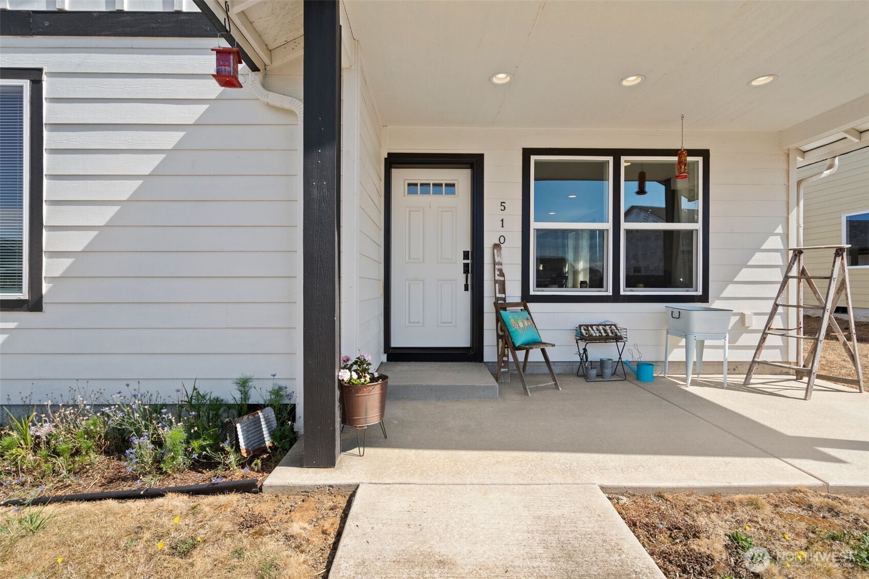 510 Powell Avenue Property Photo 4