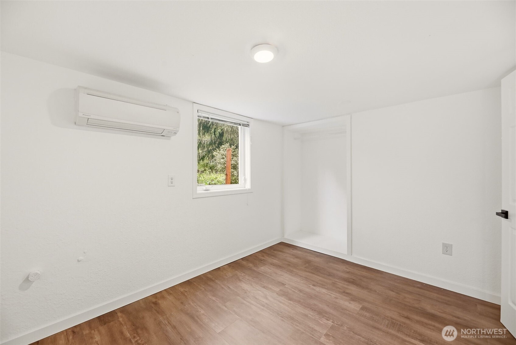 28415 State Route 9 Ne Property Photo 22