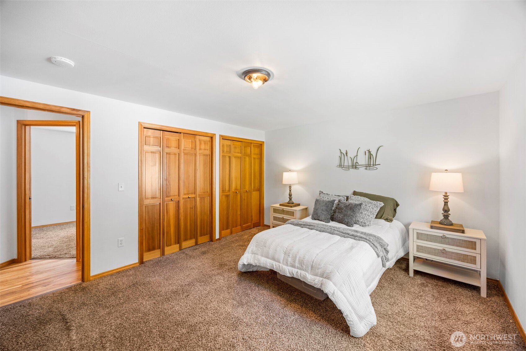 231 E Snowcap Drive Property Photo 15