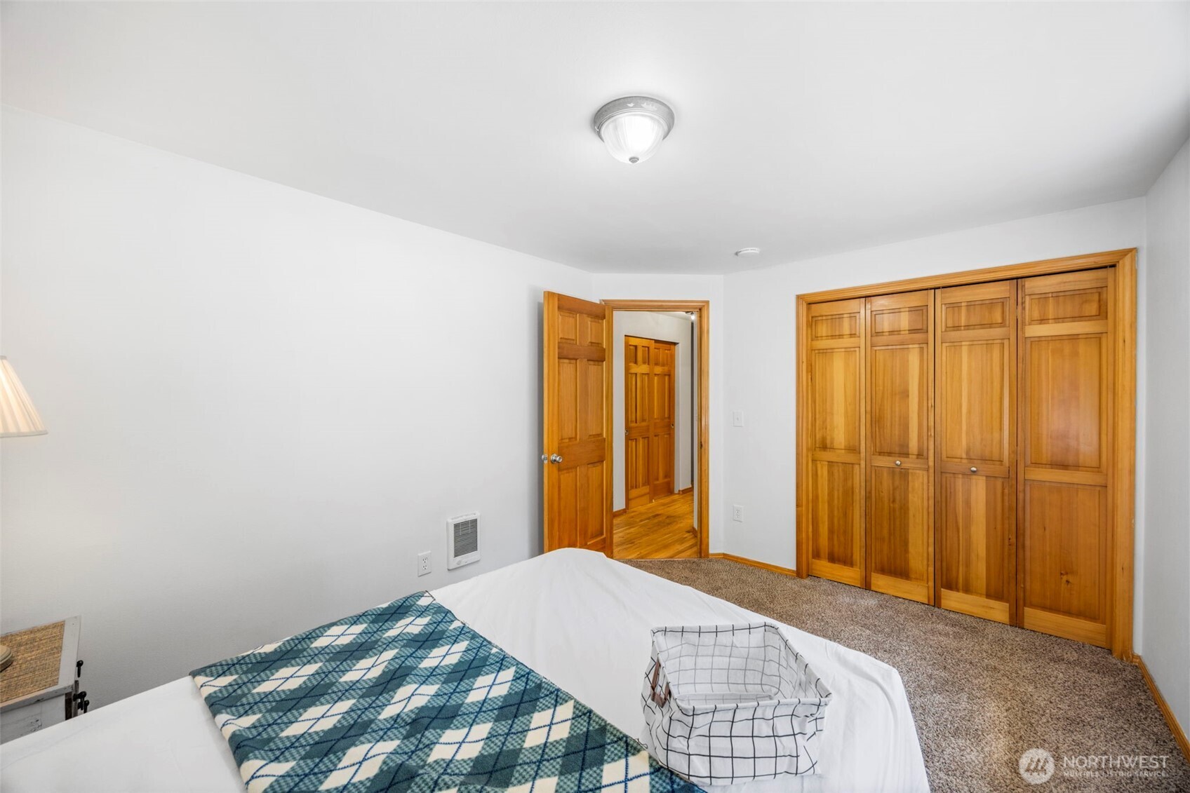 231 E Snowcap Drive Property Photo 20