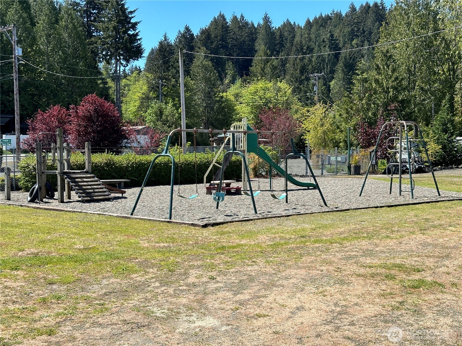 231 E Snowcap Drive Property Photo 34