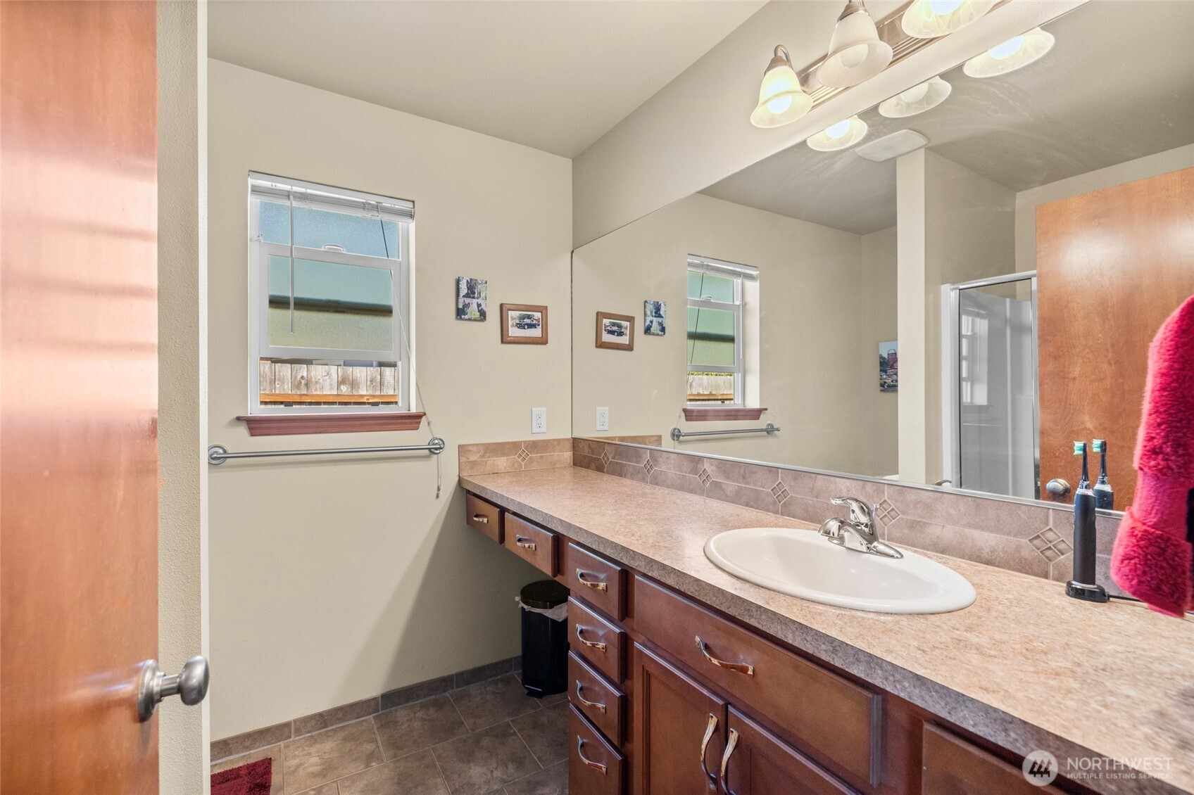 4997 Sunset Park Place Property Photo 22