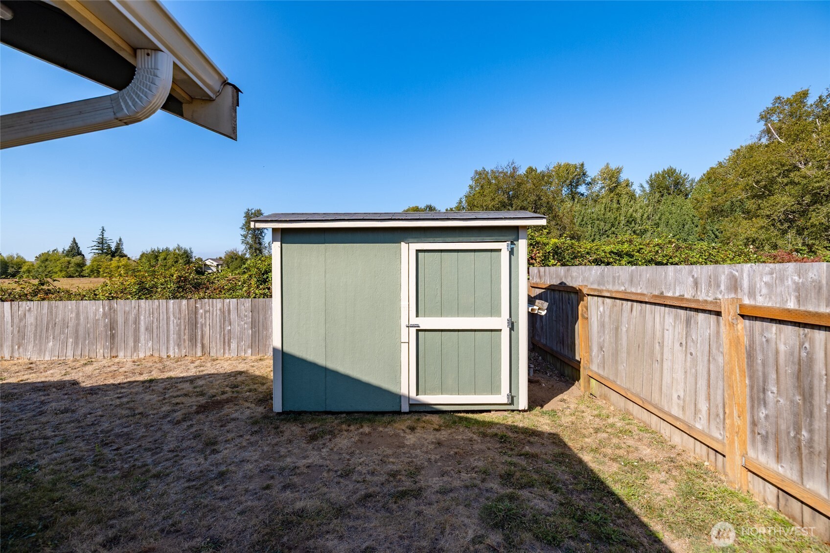 4997 Sunset Park Place Property Photo 31