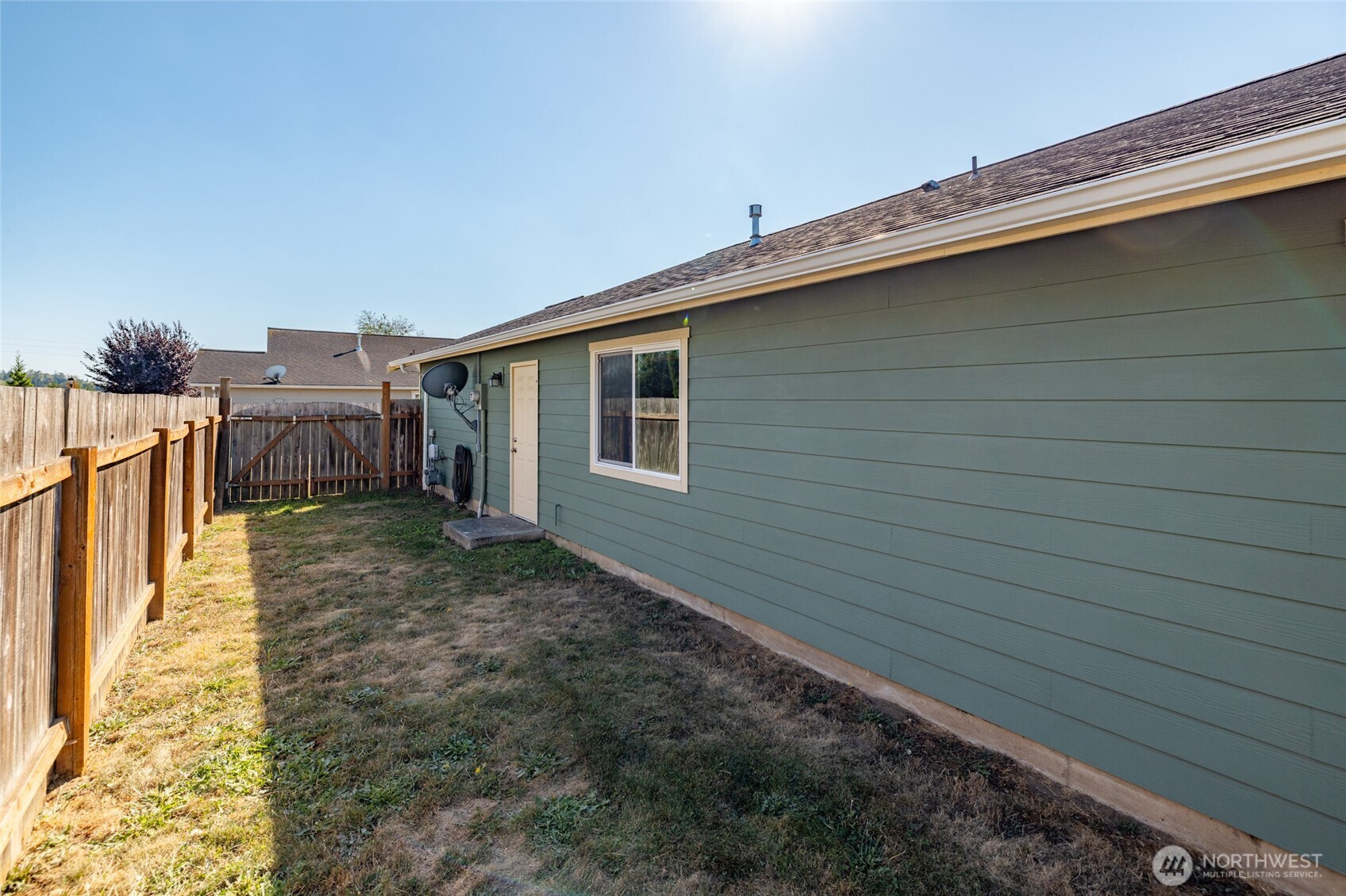 4997 Sunset Park Place Property Photo 32