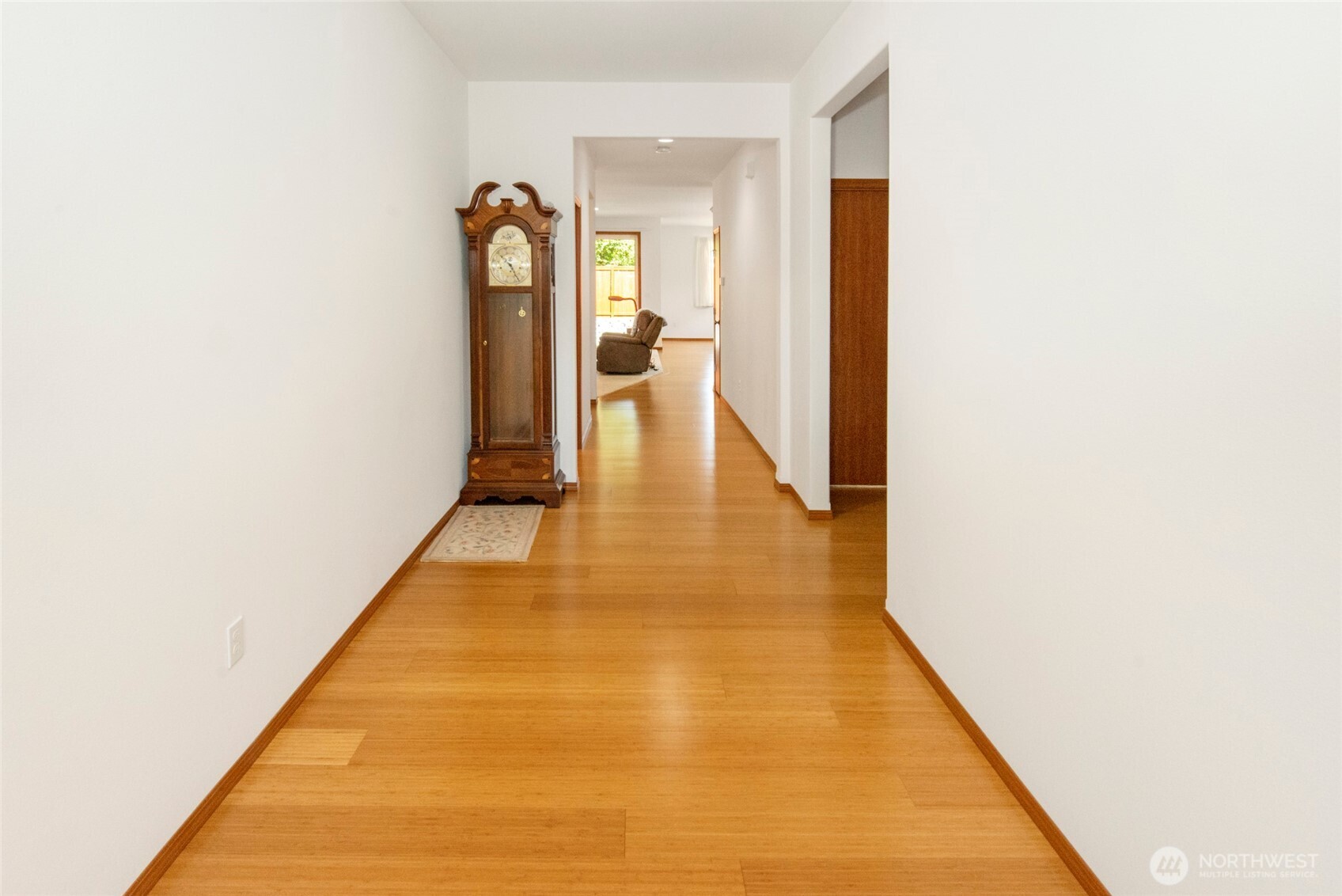 627 182nd Street Property Photo 2