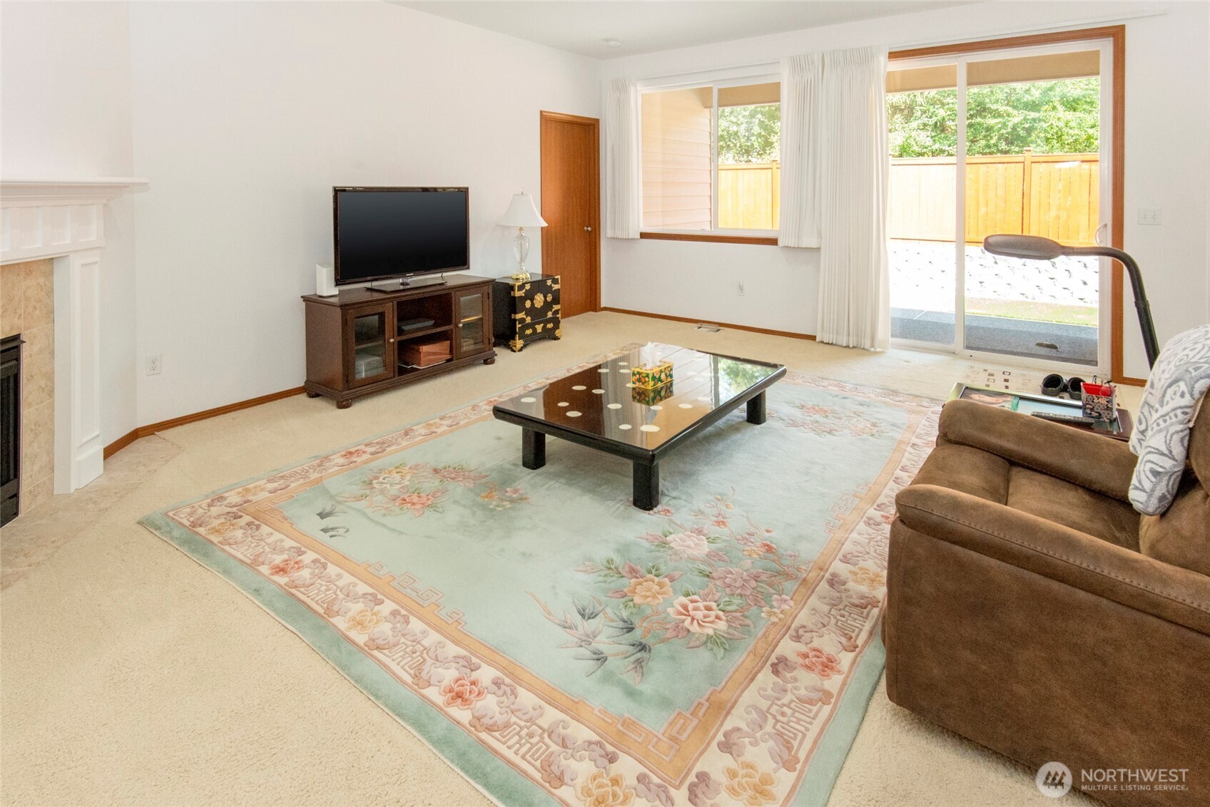 627 182nd Street Property Photo 3