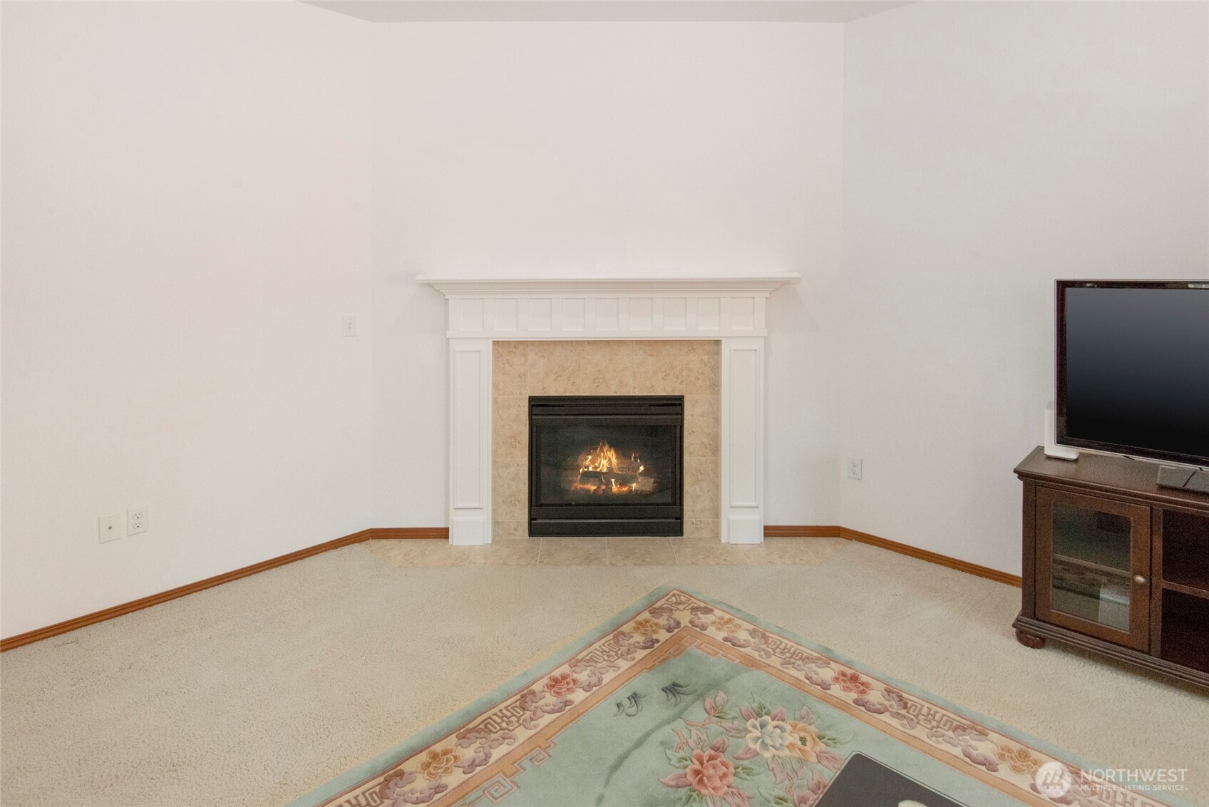 627 182nd Street Property Photo 7
