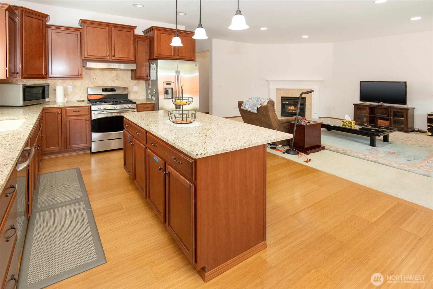 627 182nd Street Property Photo 11