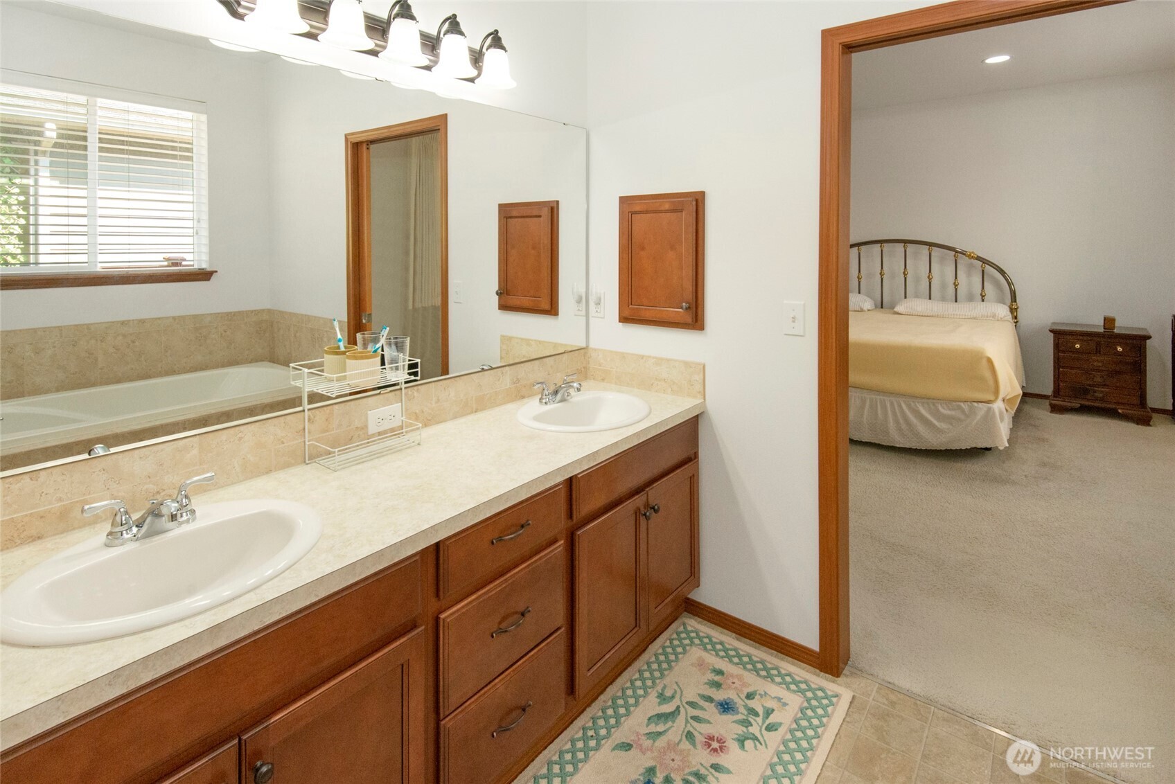 627 182nd Street Property Photo 18
