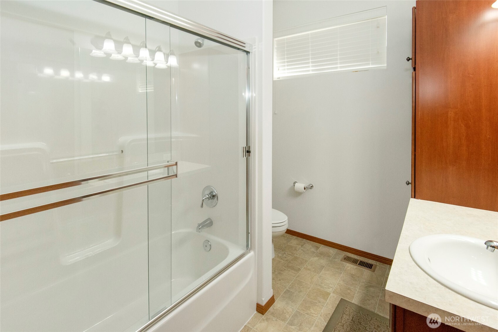 627 182nd Street Property Photo 25
