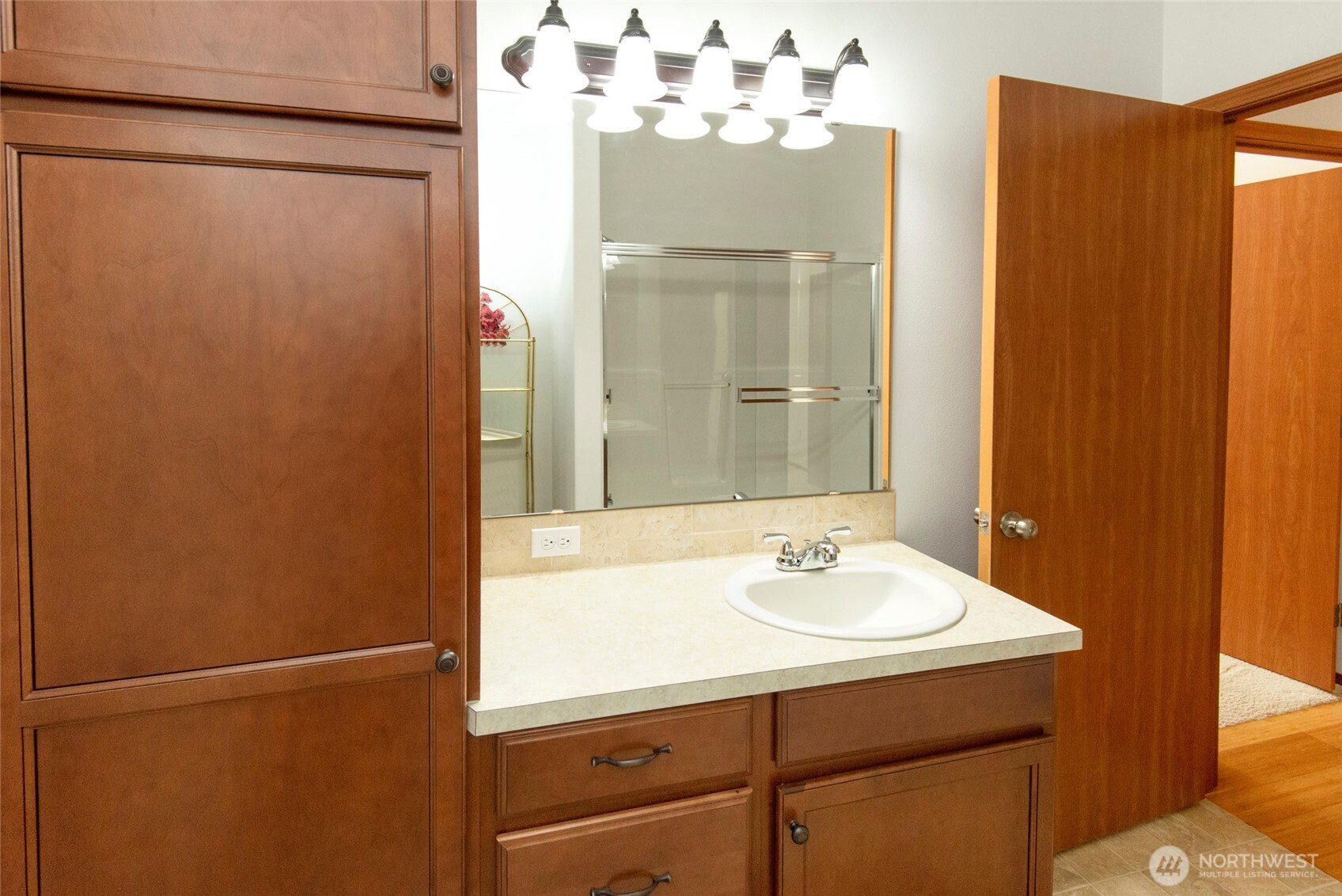 627 182nd Street Property Photo 27