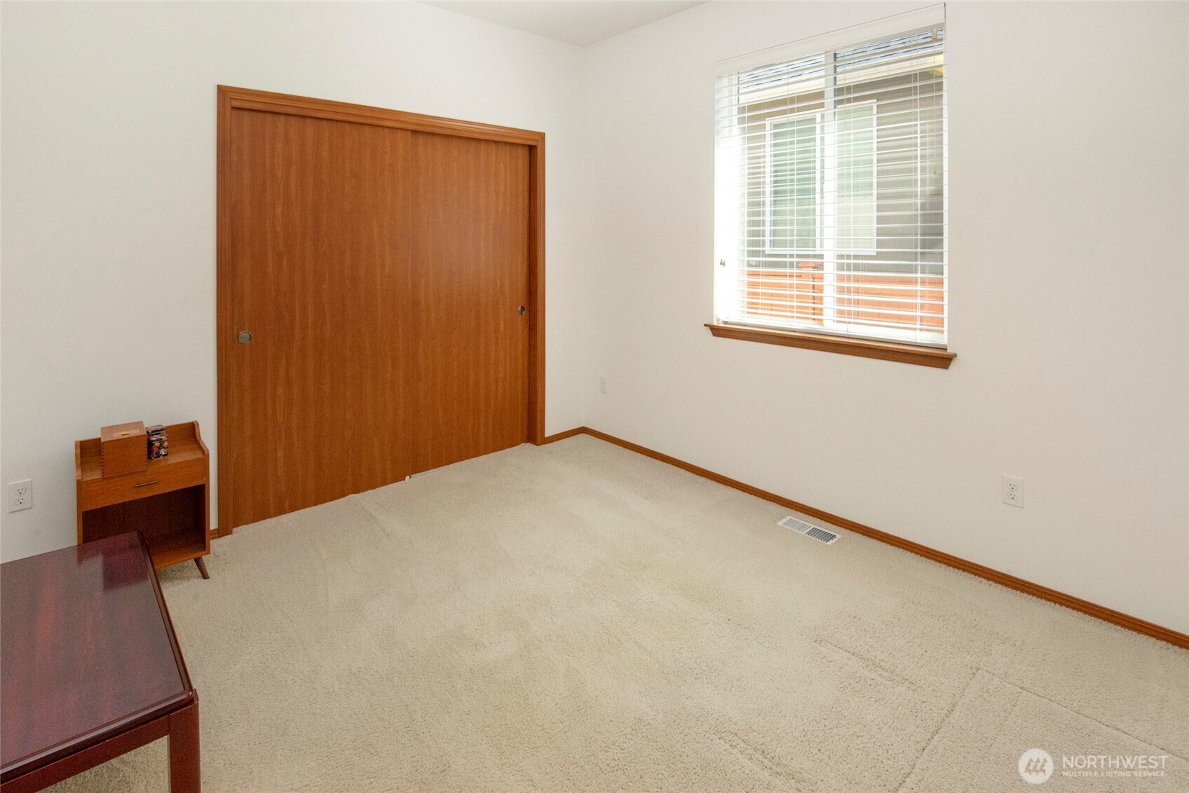 627 182nd Street Property Photo 28