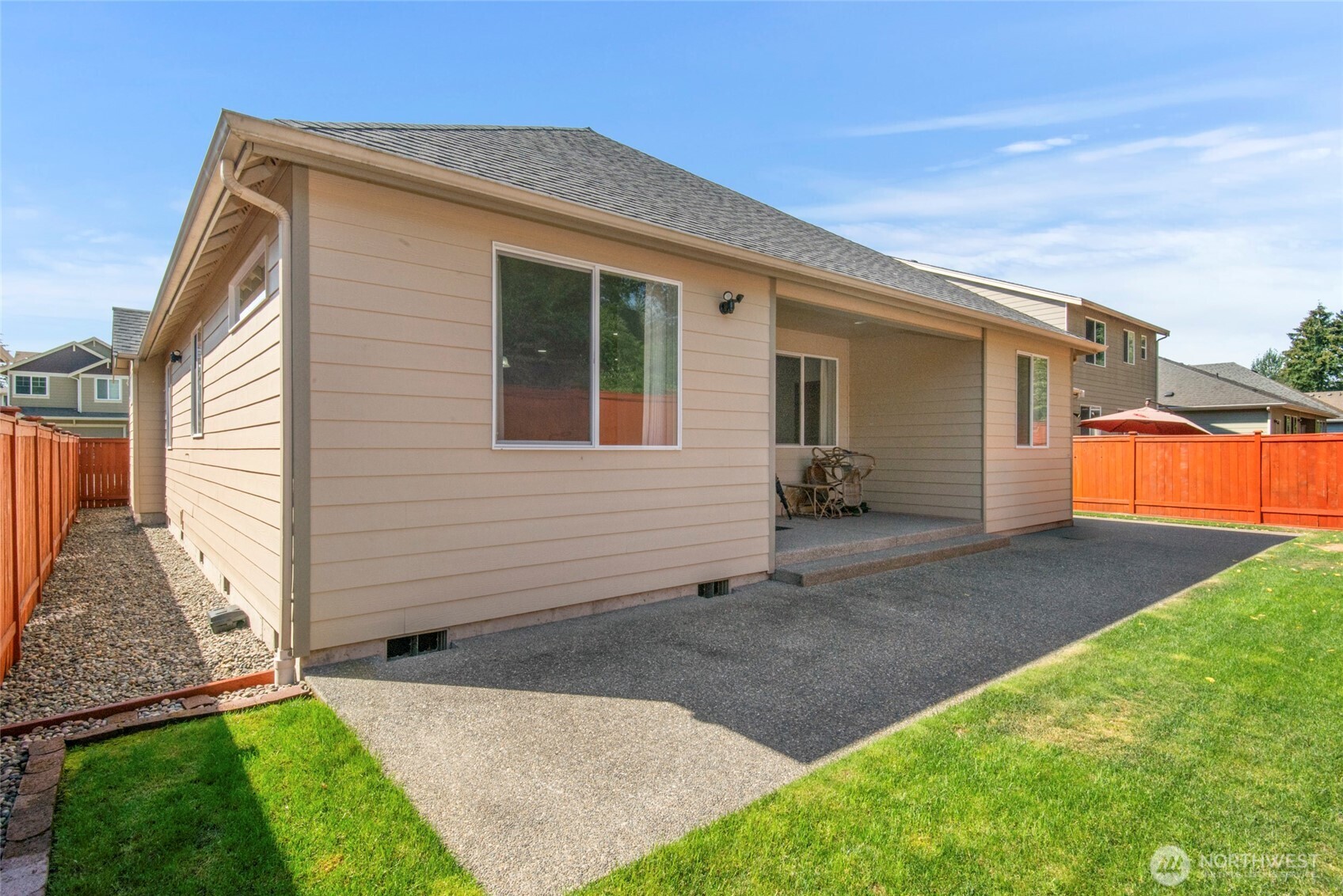 627 182nd Street Property Photo 32