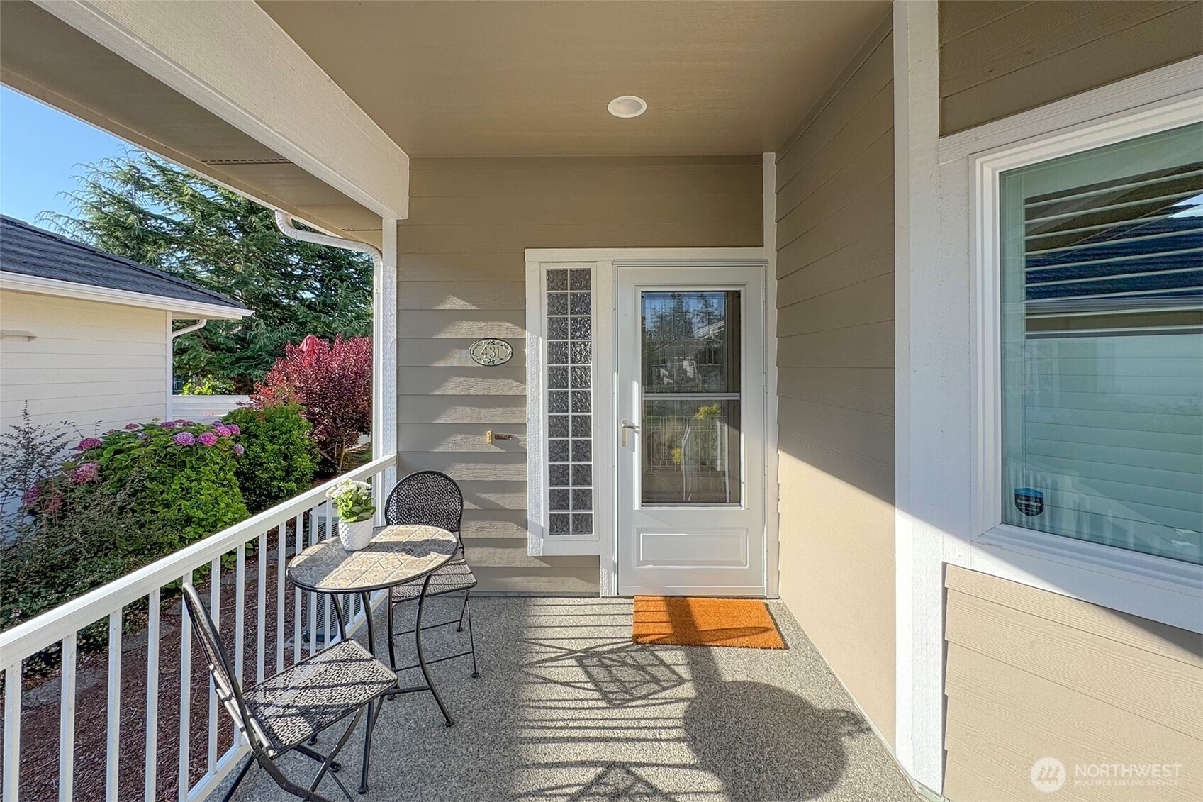 431 Blakely Boulevard Property Photo 3
