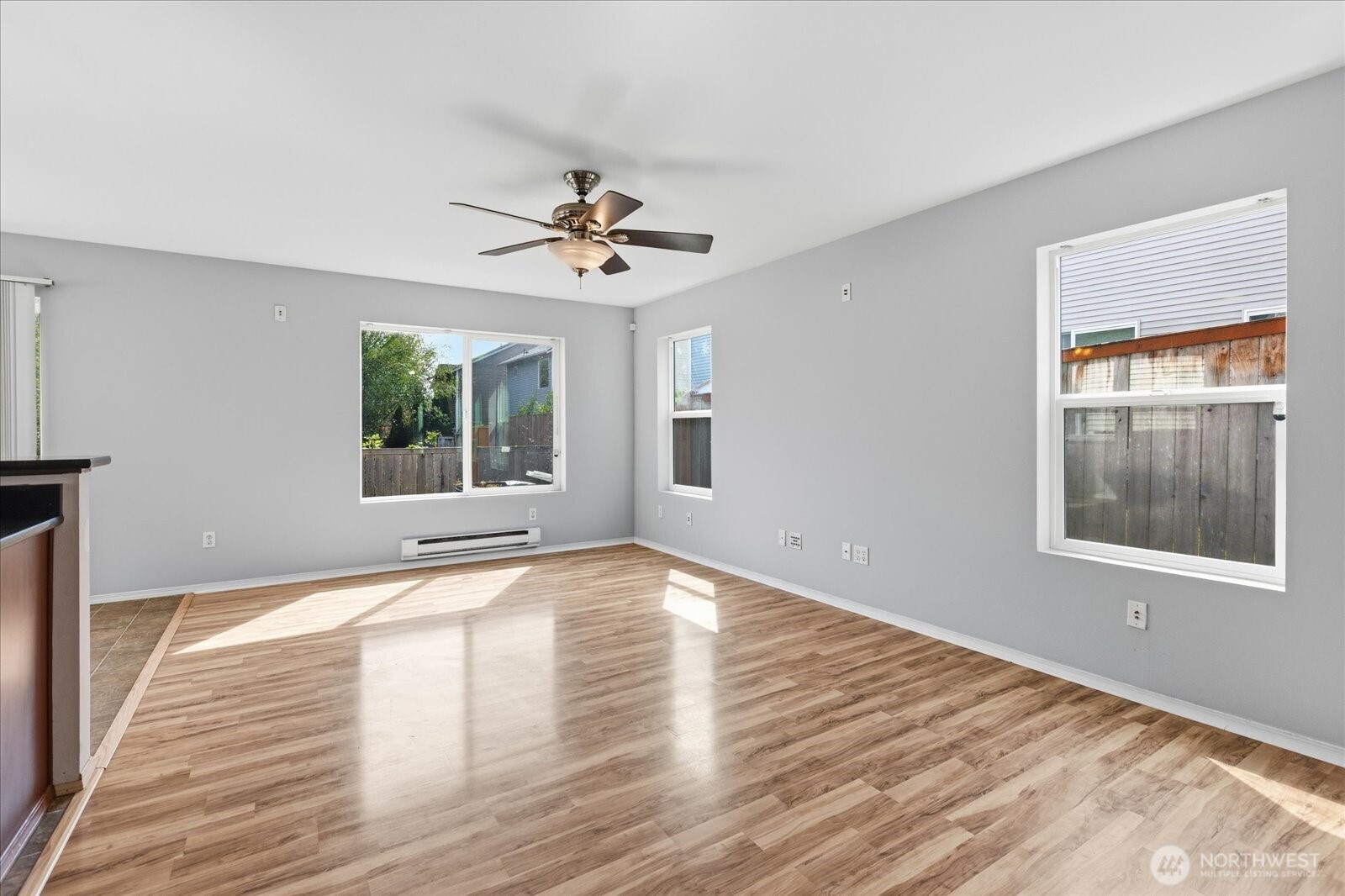 10416 24th Street Property Photo 6