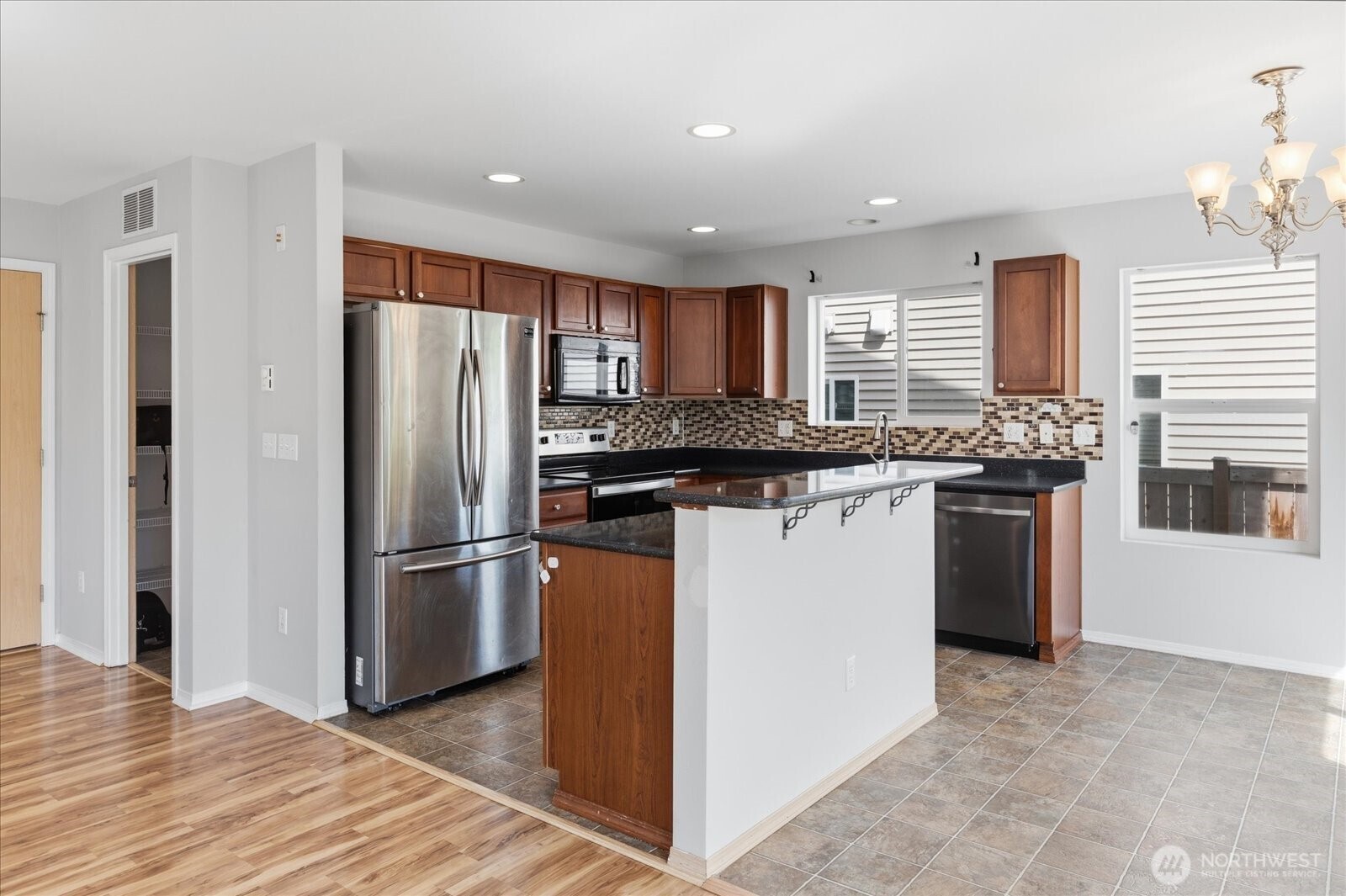 10416 24th Street Property Photo 10