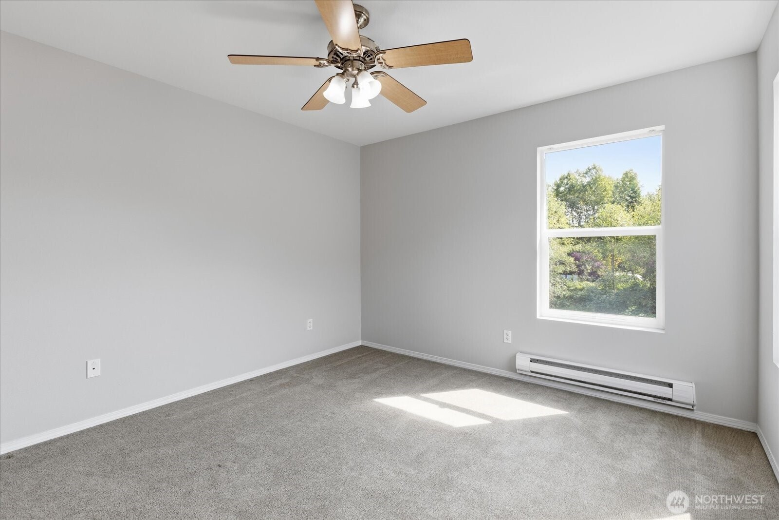 10416 24th Street Property Photo 23