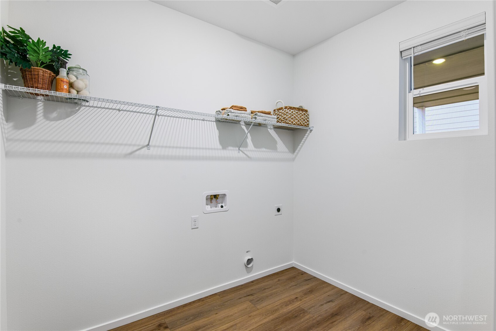 2718 Wonderland Way Property Photo 26
