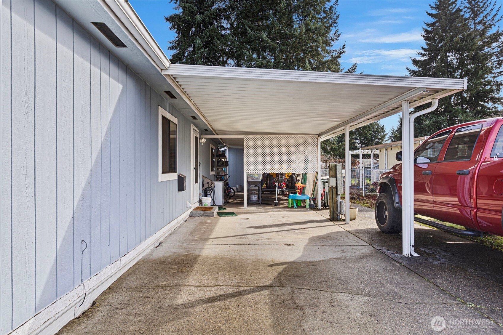 5216 Yakima Lane 103 Property Photo 4