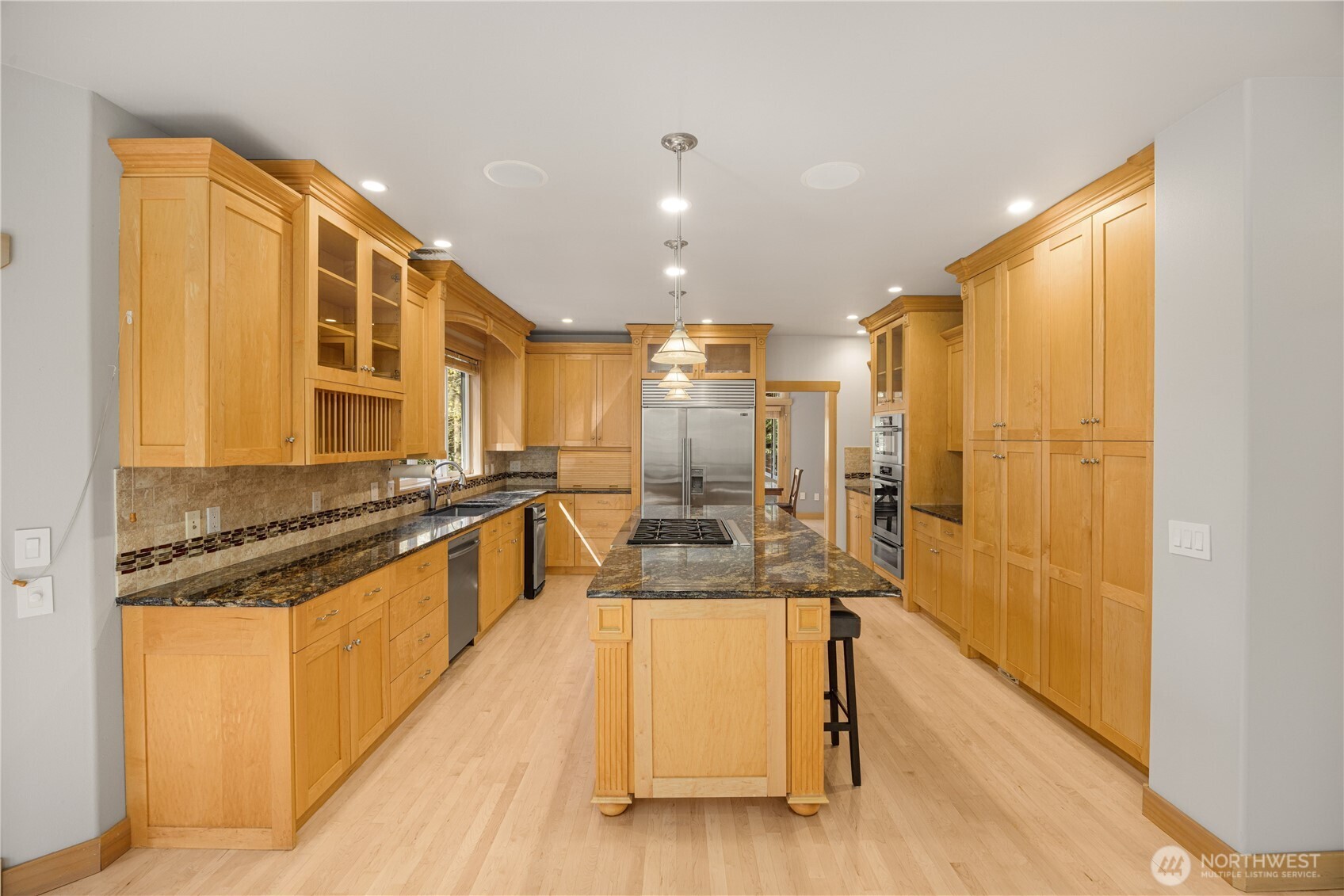 7402 229th Place Property Photo 10