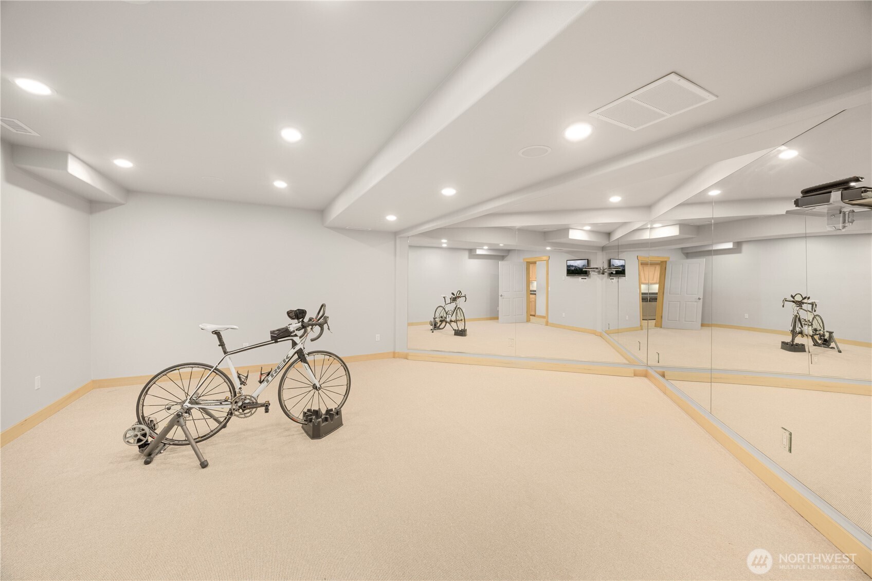 7402 229th Place Property Photo 33