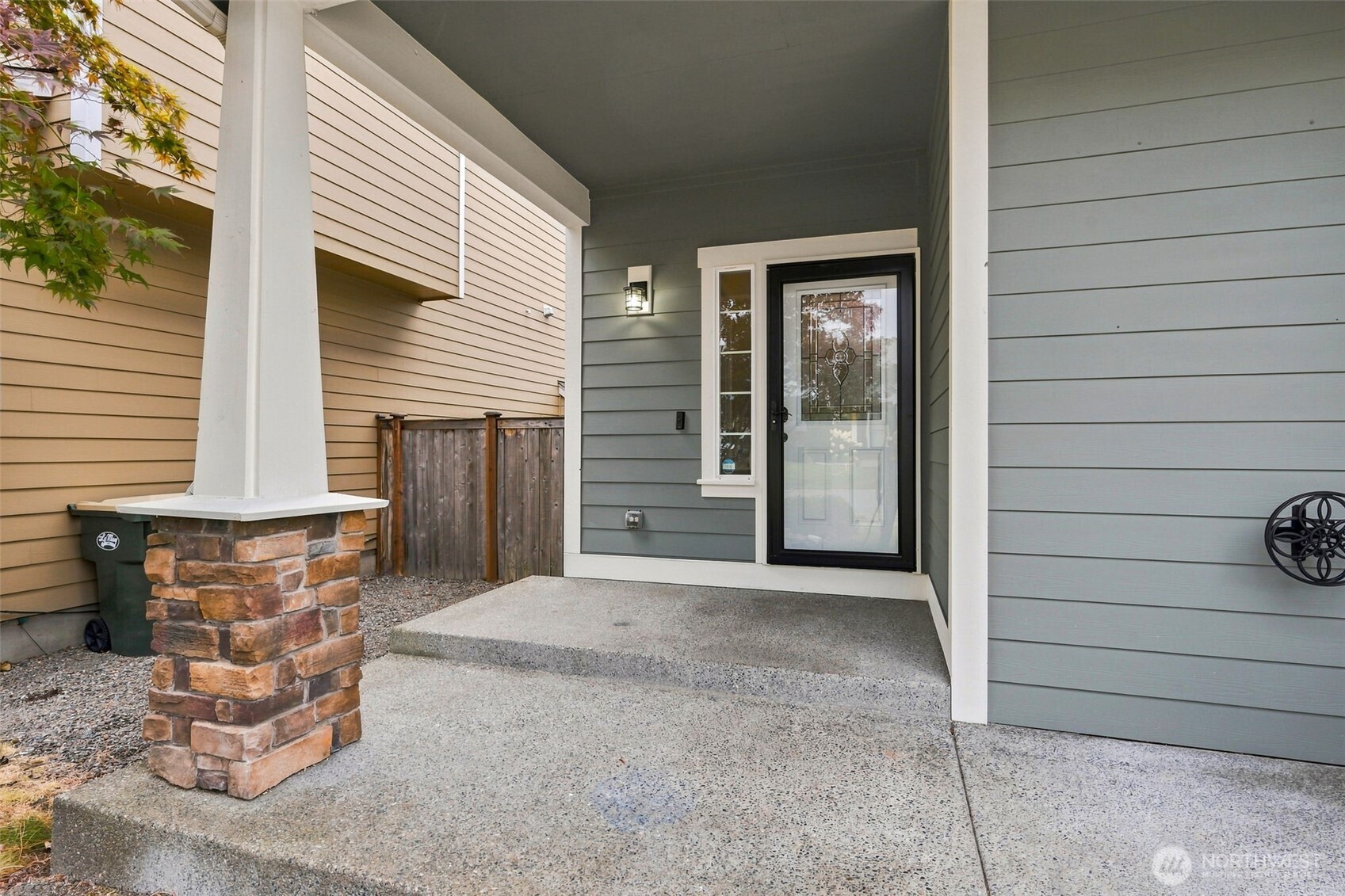 14975 101st Avenue Property Photo 2