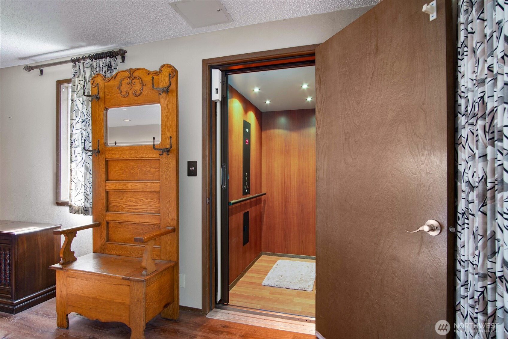 112 Alta Lane Property Photo 4