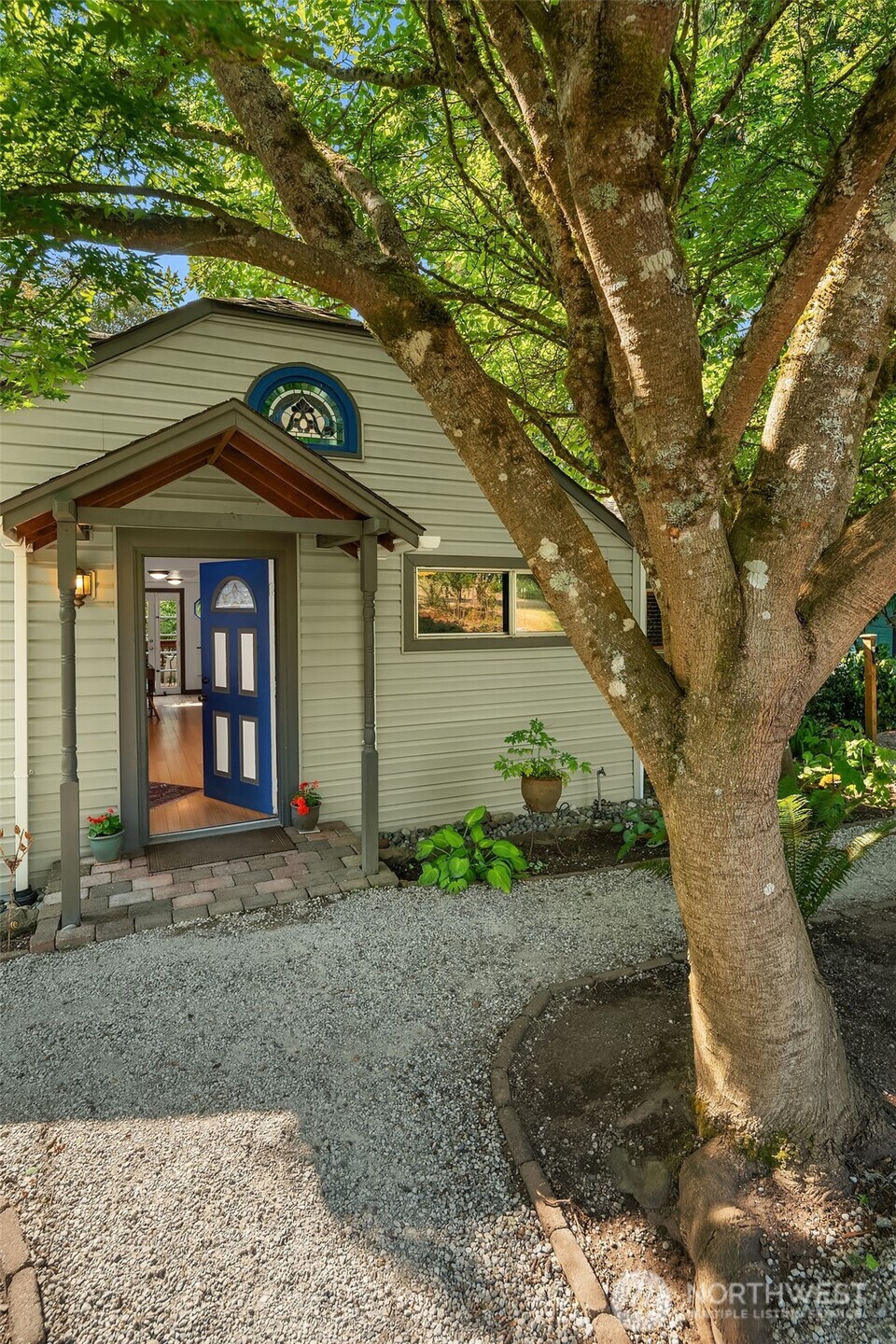 17109 135th Place Property Photo 2