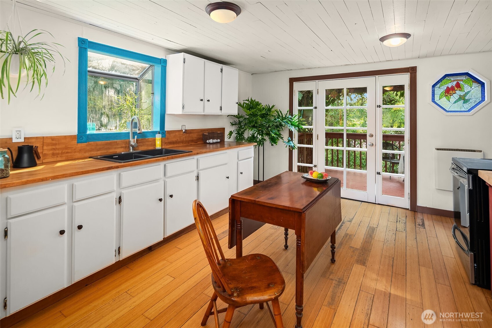 17109 135th Place Property Photo 9